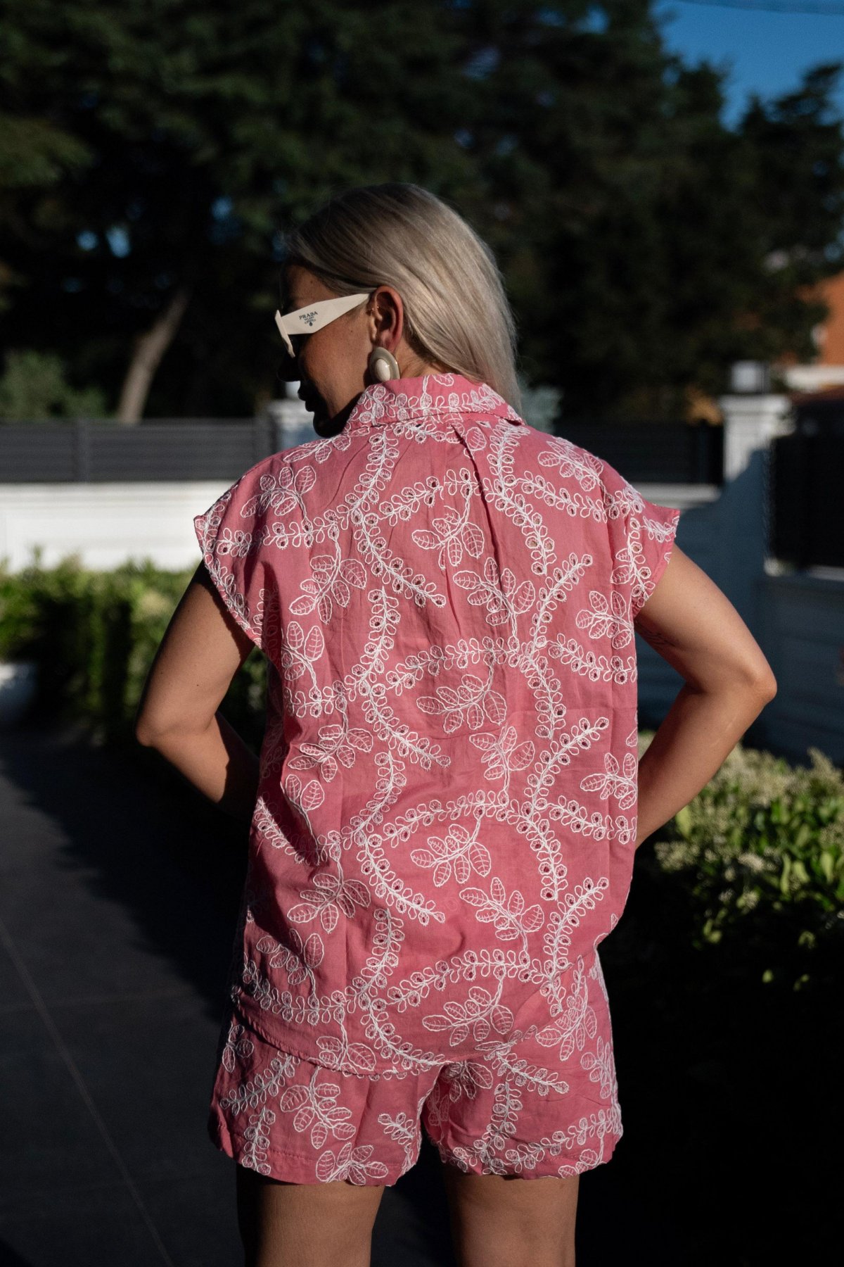 Kadın Nakış Detaylı Rahat Kalıp Takım – Beli Lastikli Şık Günlük ve Casual İkili Takım - Pembe