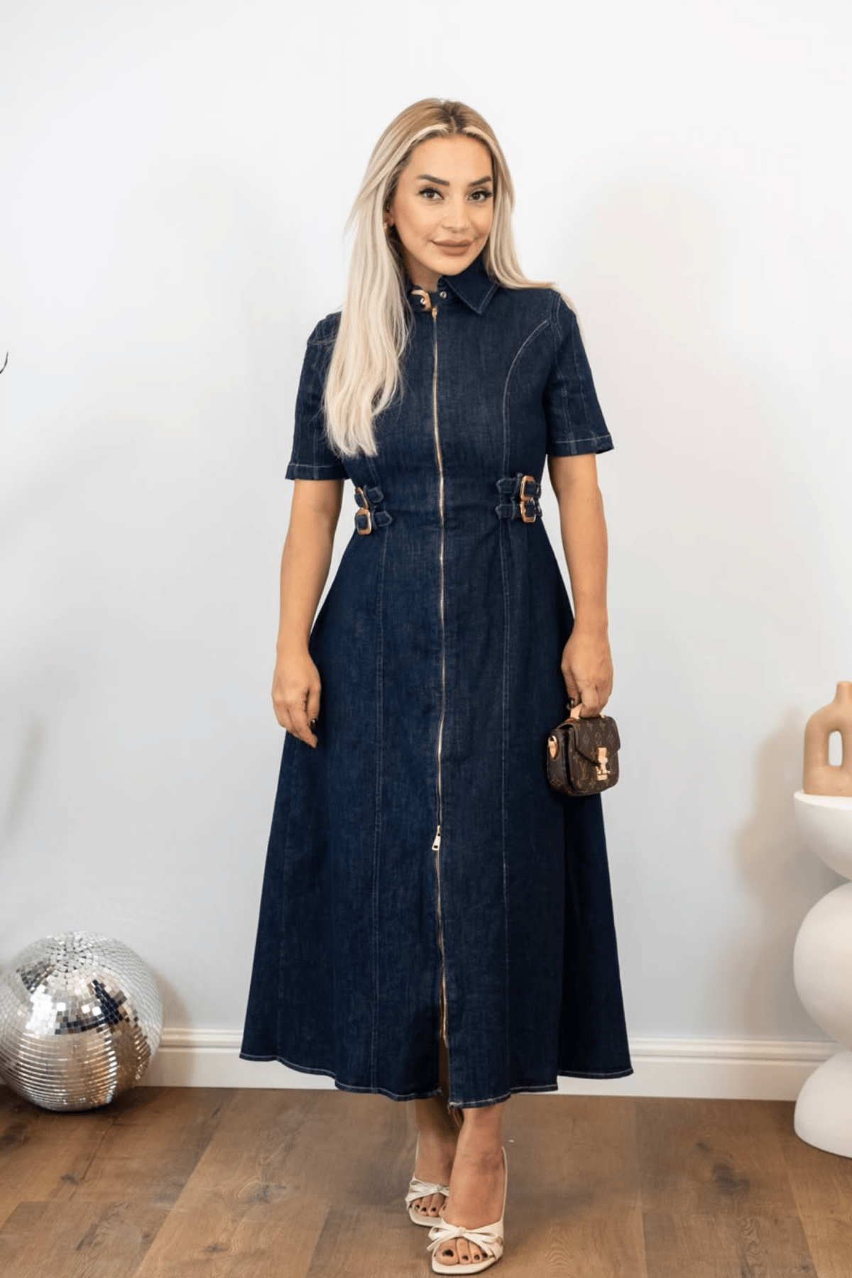Kemer Detaylı Denim Elbise