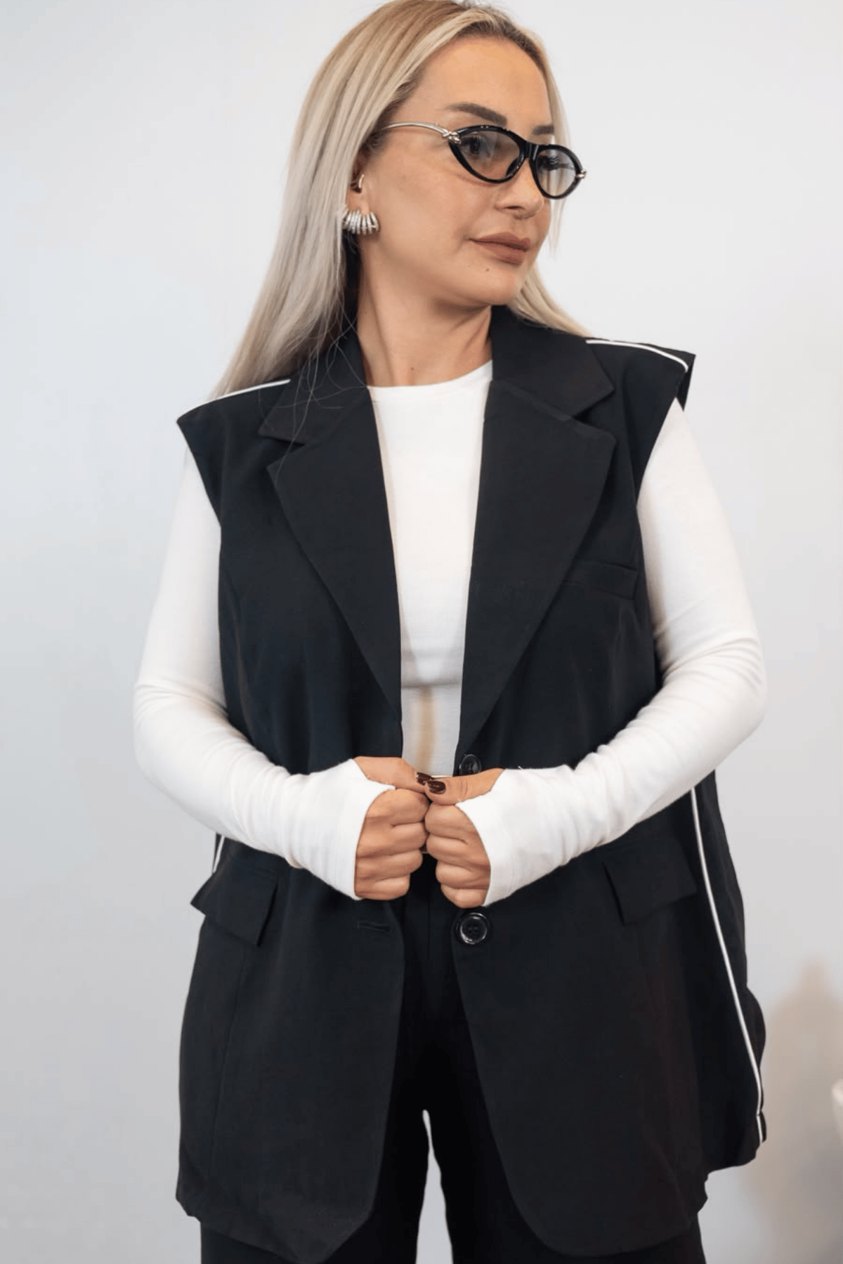 SiyahYelekli Alt Üst Takım