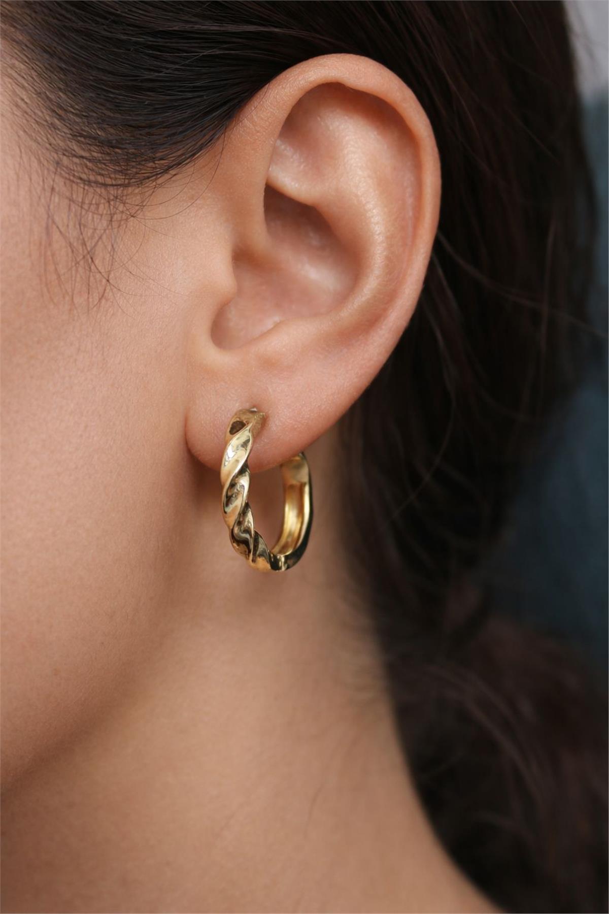 14 Ayar Gold Küçük Halka Model Küpe 