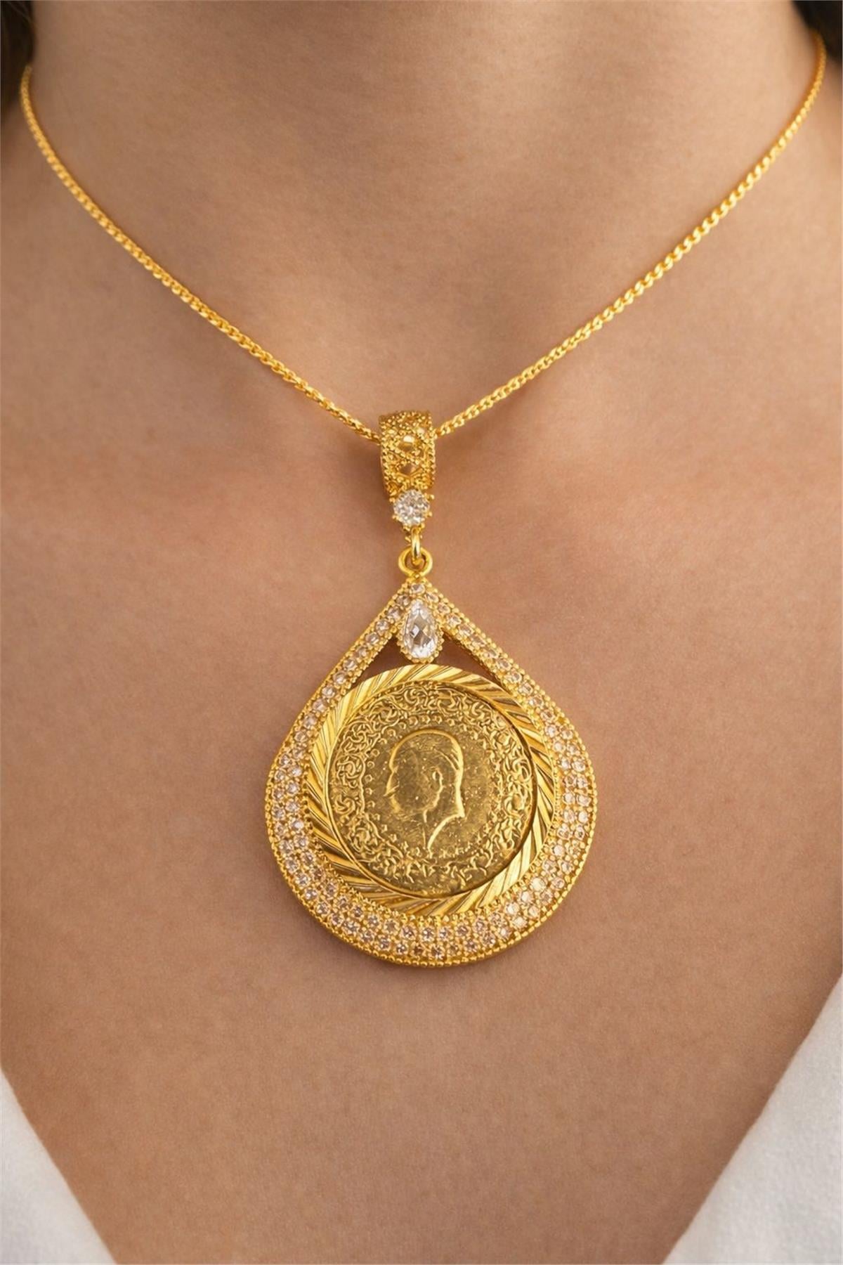 22 Ayar Altın Kaplama Çeyrekli Damla Model Kolye Uçu 