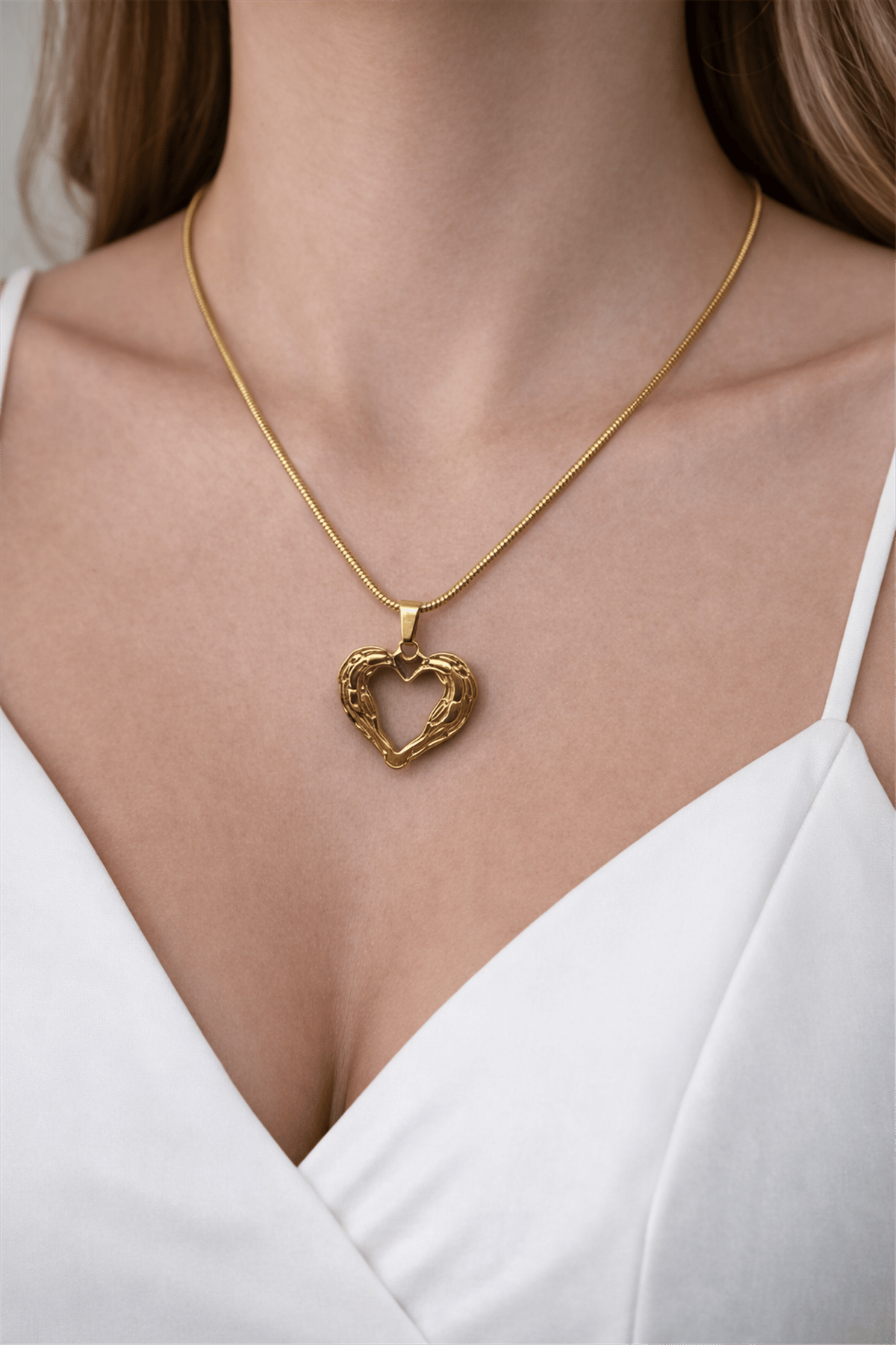 Çelik Gold Kalp Model Kolye