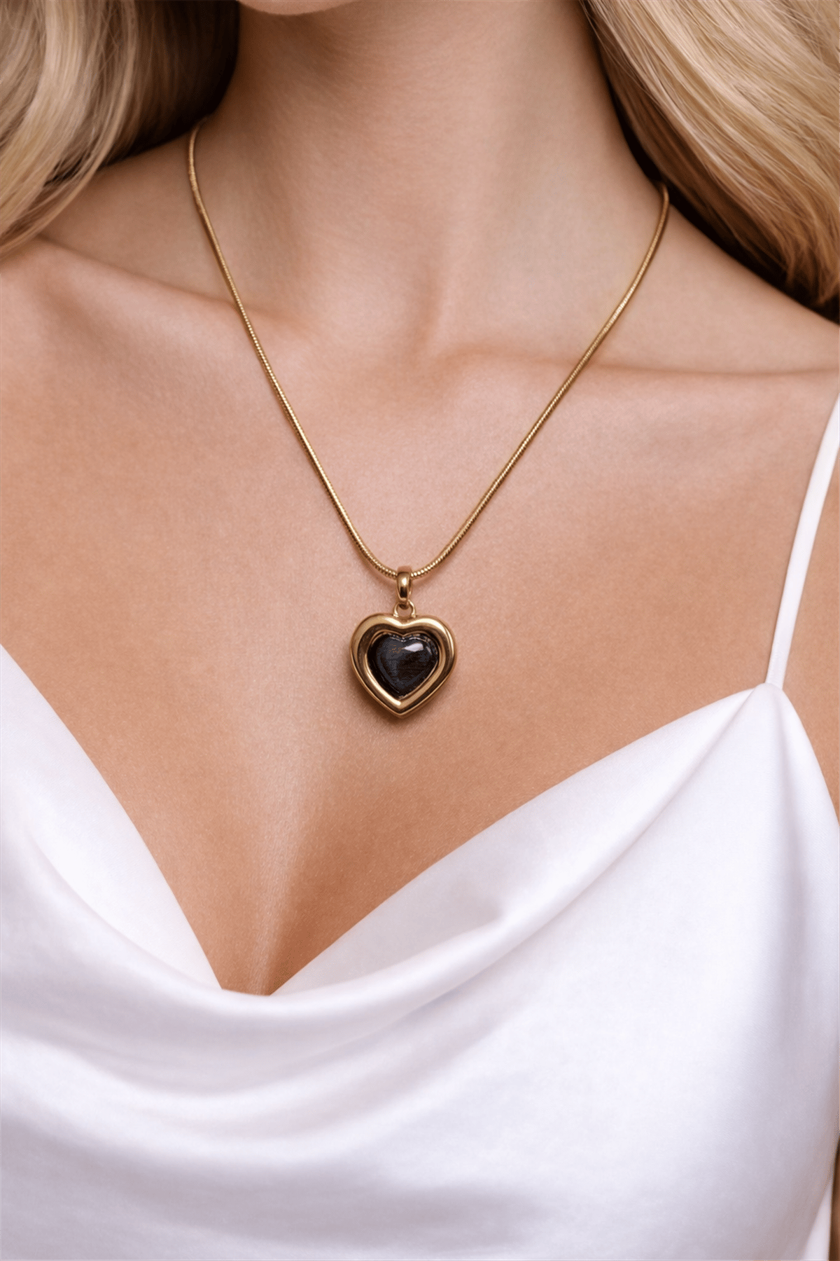 Çelik Gold Kalp Model Küpe 