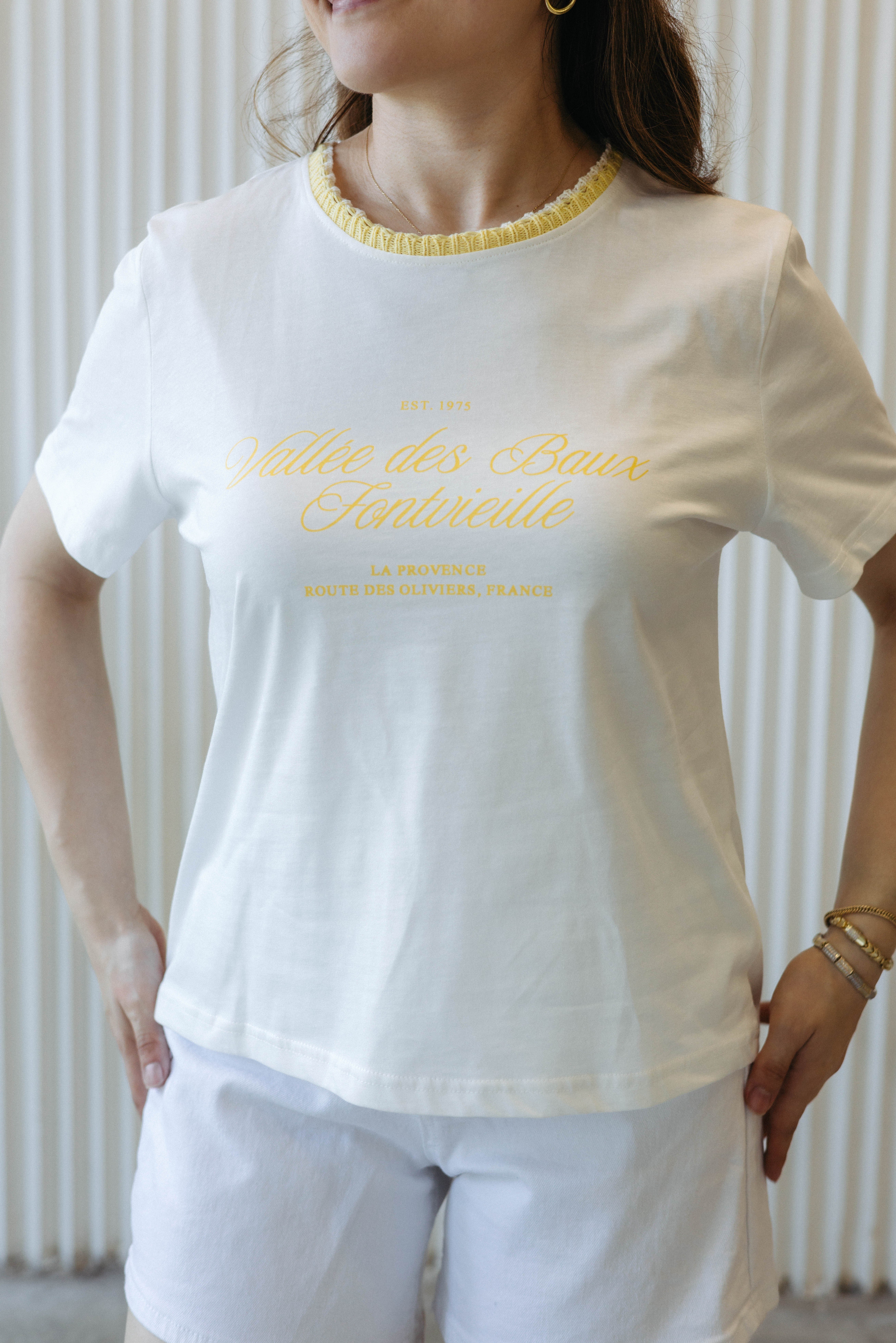 Sarı Nakışlı T-shirt Ekru