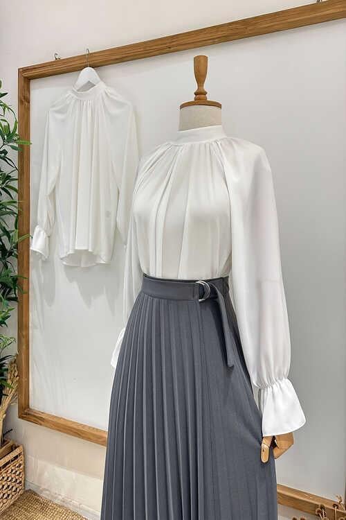 Bileği Fırfır Hakim Yaka Bluz