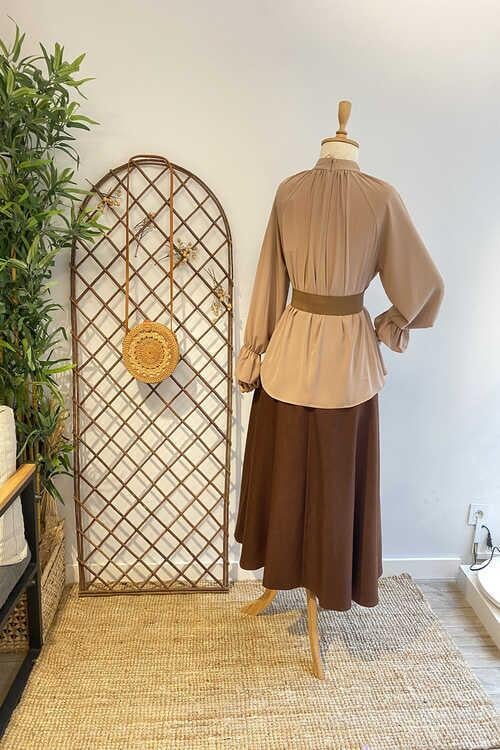 Bileği Fırfır Hakim Yaka Bluz