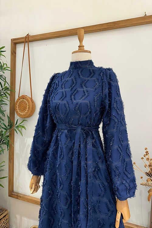 DESENLİ PÜSKÜL ABİYE Laci