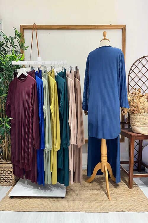 ELA DÜZ PİLİSELİ TAKIM