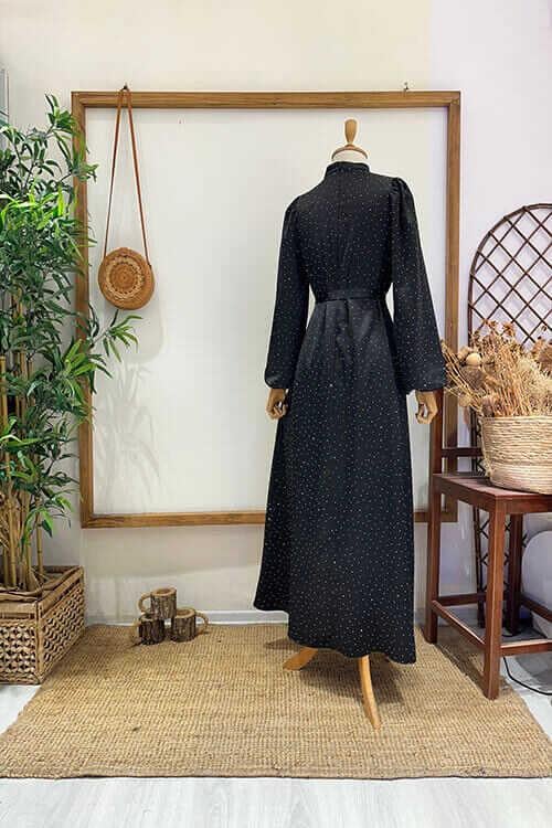 TAŞLI ÇİÇEK BROŞLU ABİYE Siyah