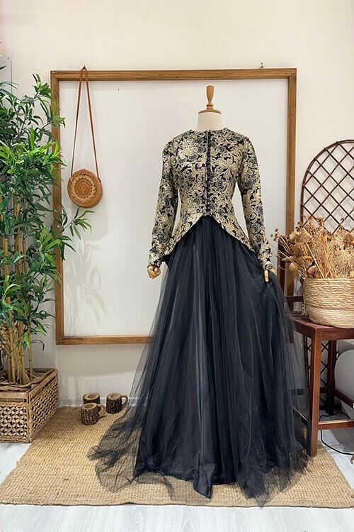 TÜL ETEKLİ TAKIM Pınarsems