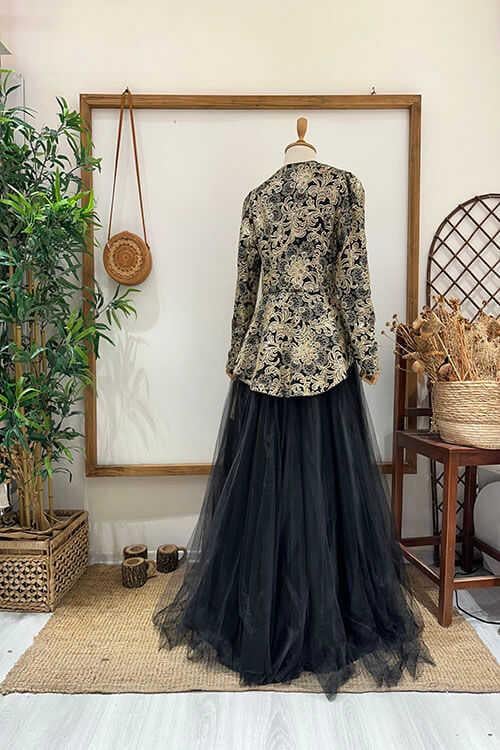 TÜL ETEKLİ TAKIM Pınarsems