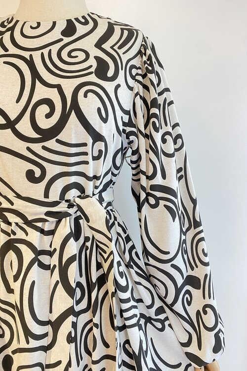 Viral Siyah Desen Elbise