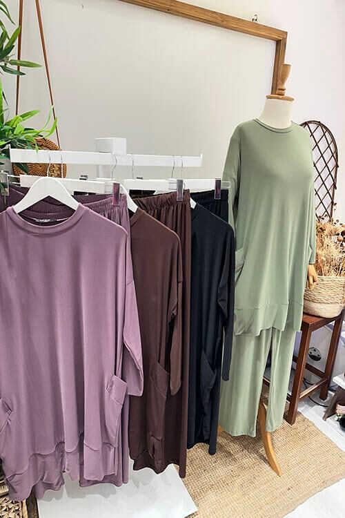 YANLARI CEPLİ SANDY TAKIM