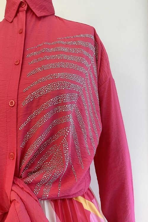 Yaprak Taşlı Gömlek