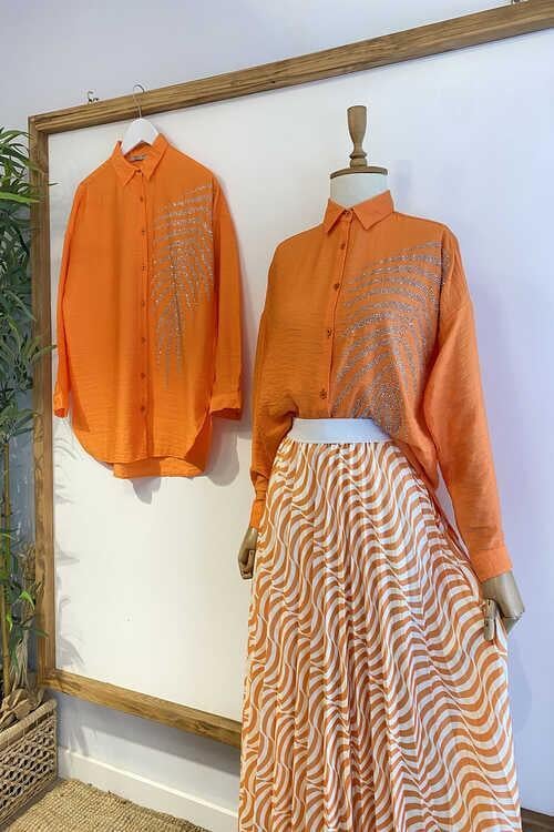 Yaprak Taşlı Gömlek