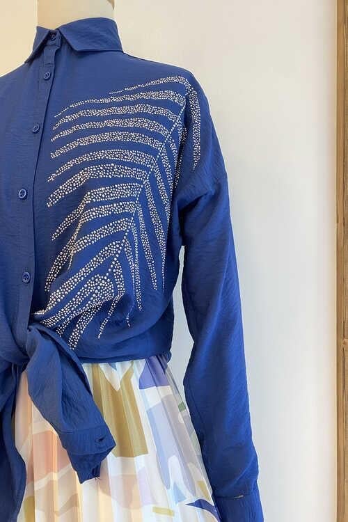 Yaprak Taşlı Gömlek