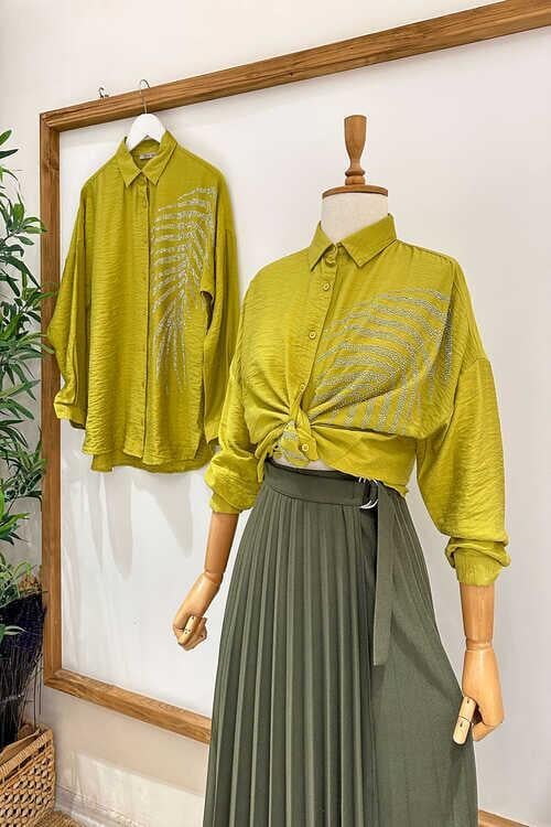 Yaprak Taşlı Gömlek