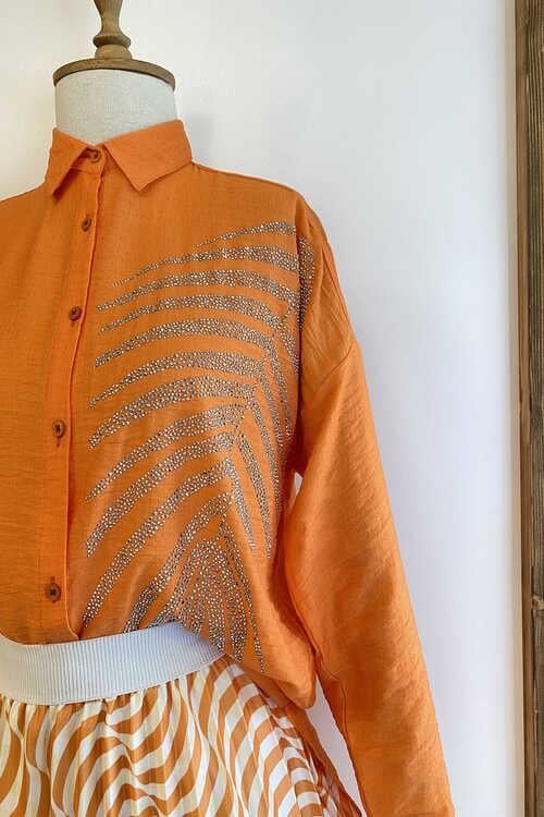 Yaprak Taşlı Gömlek