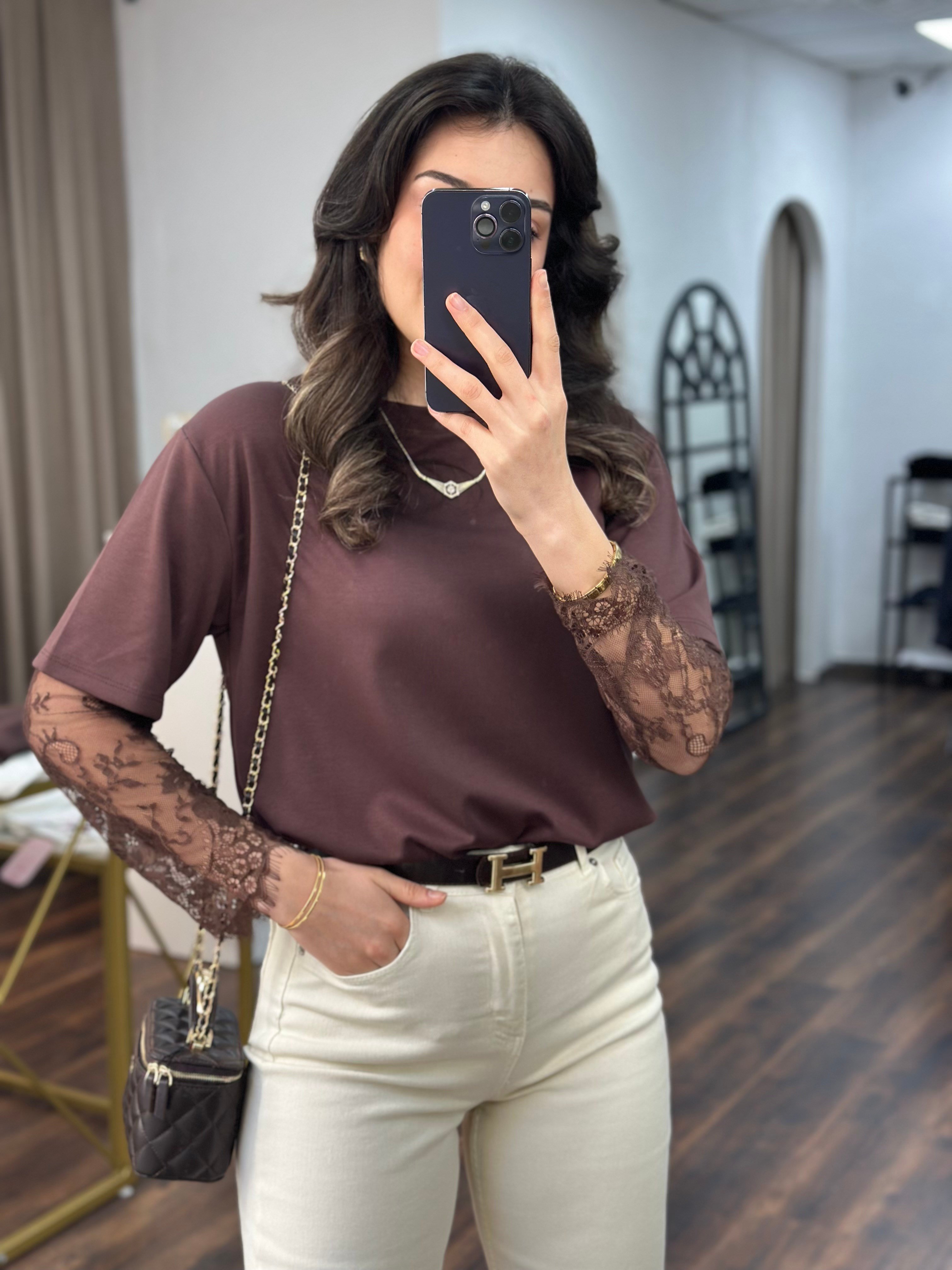 Kahverengi Dantel Kollu Modal T-shirt