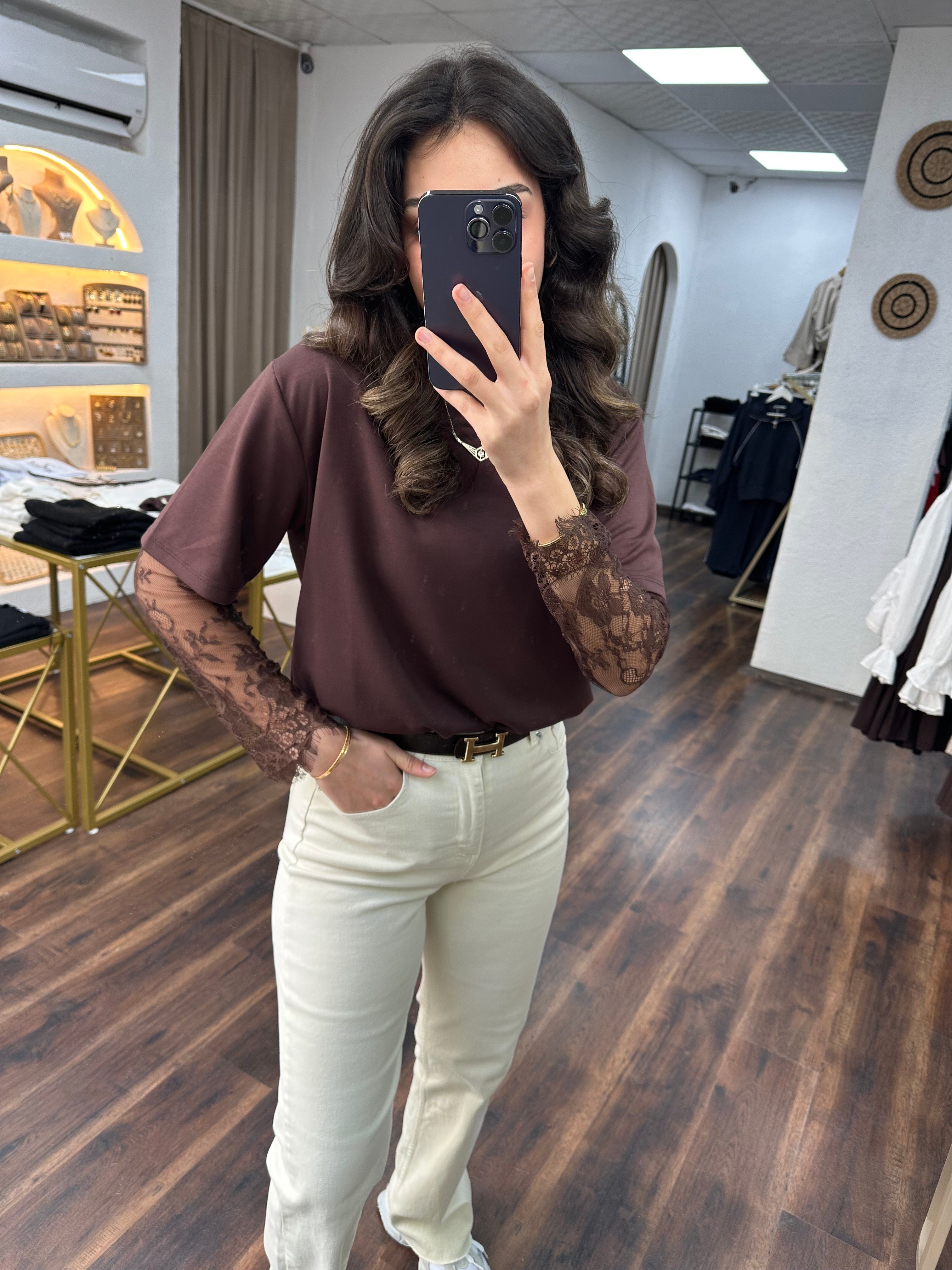 Kahverengi Dantel Kollu Modal T-shirt