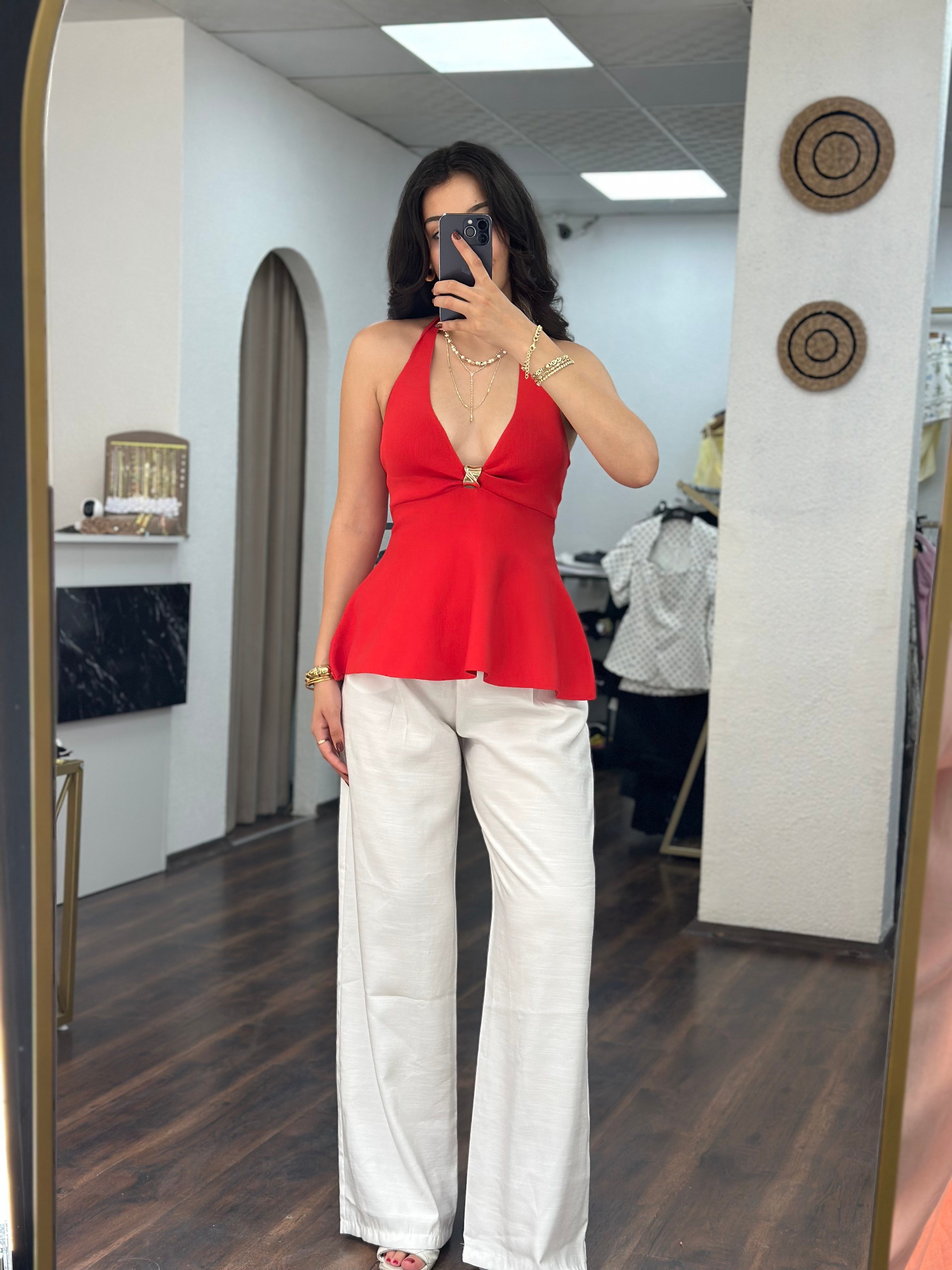 Kırmızı Halter Dekolteli Bluz