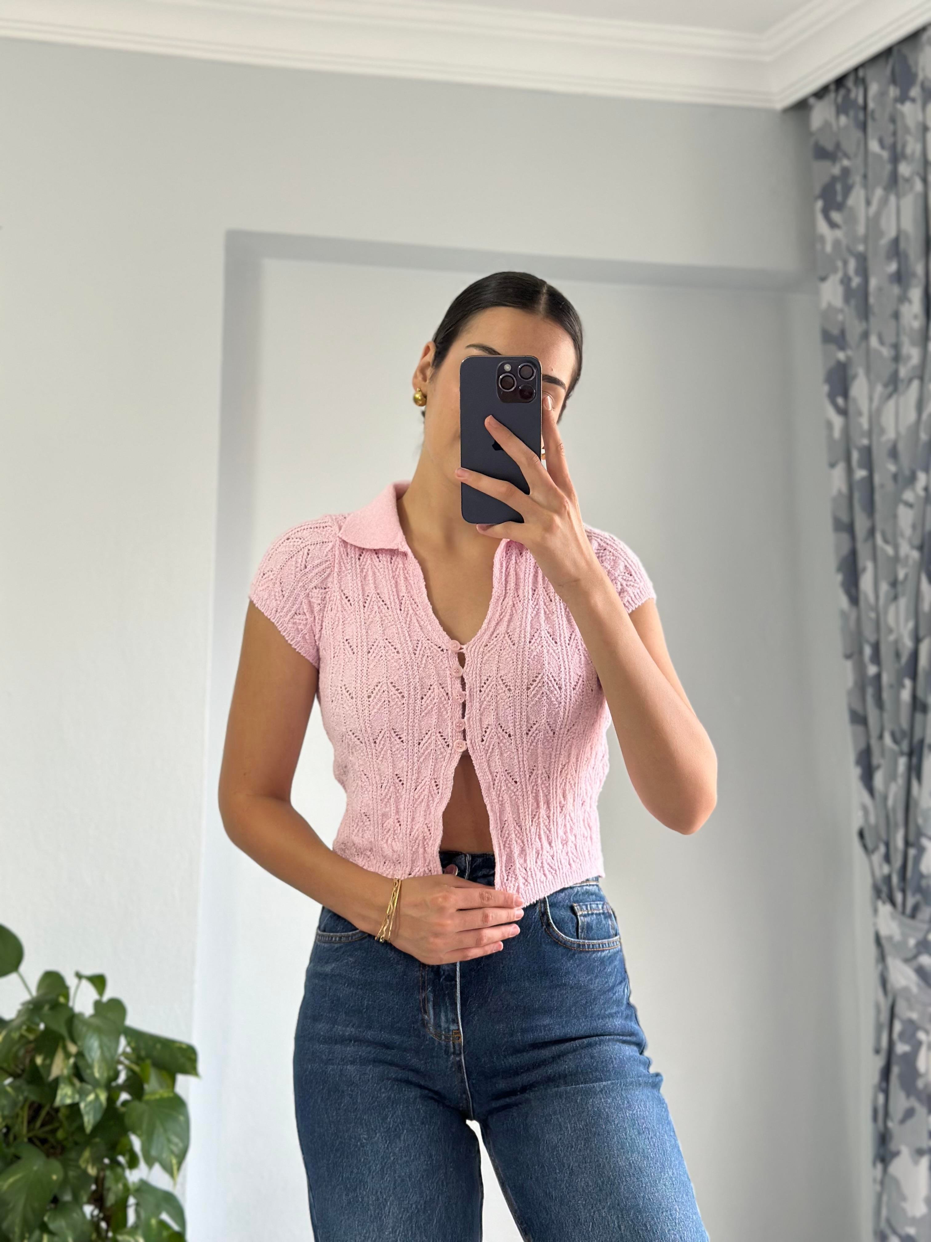 Pembe Kısa Kollu Örgü Hırka 