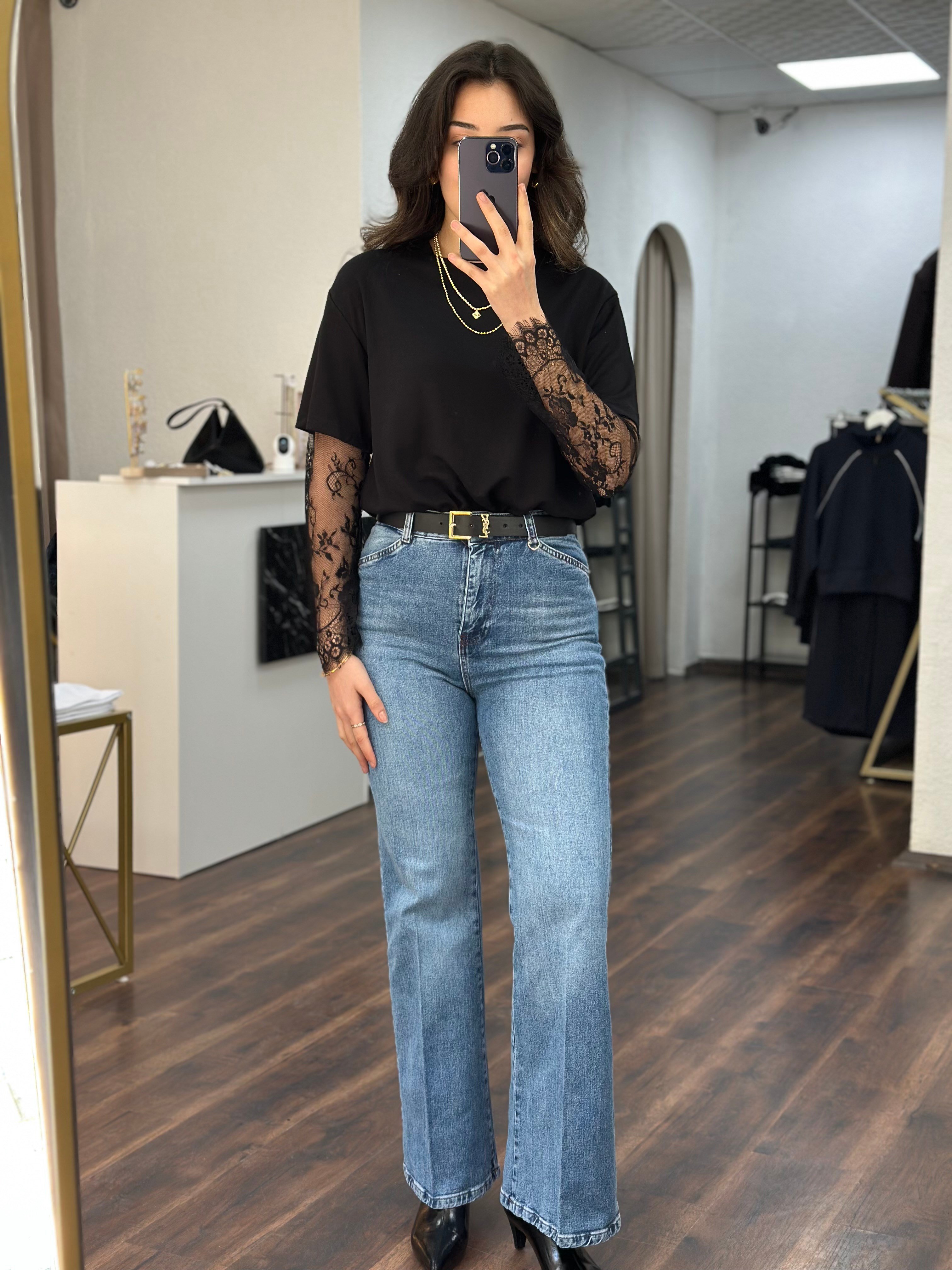 Siyah Dantel Kollu Modal T-shirt