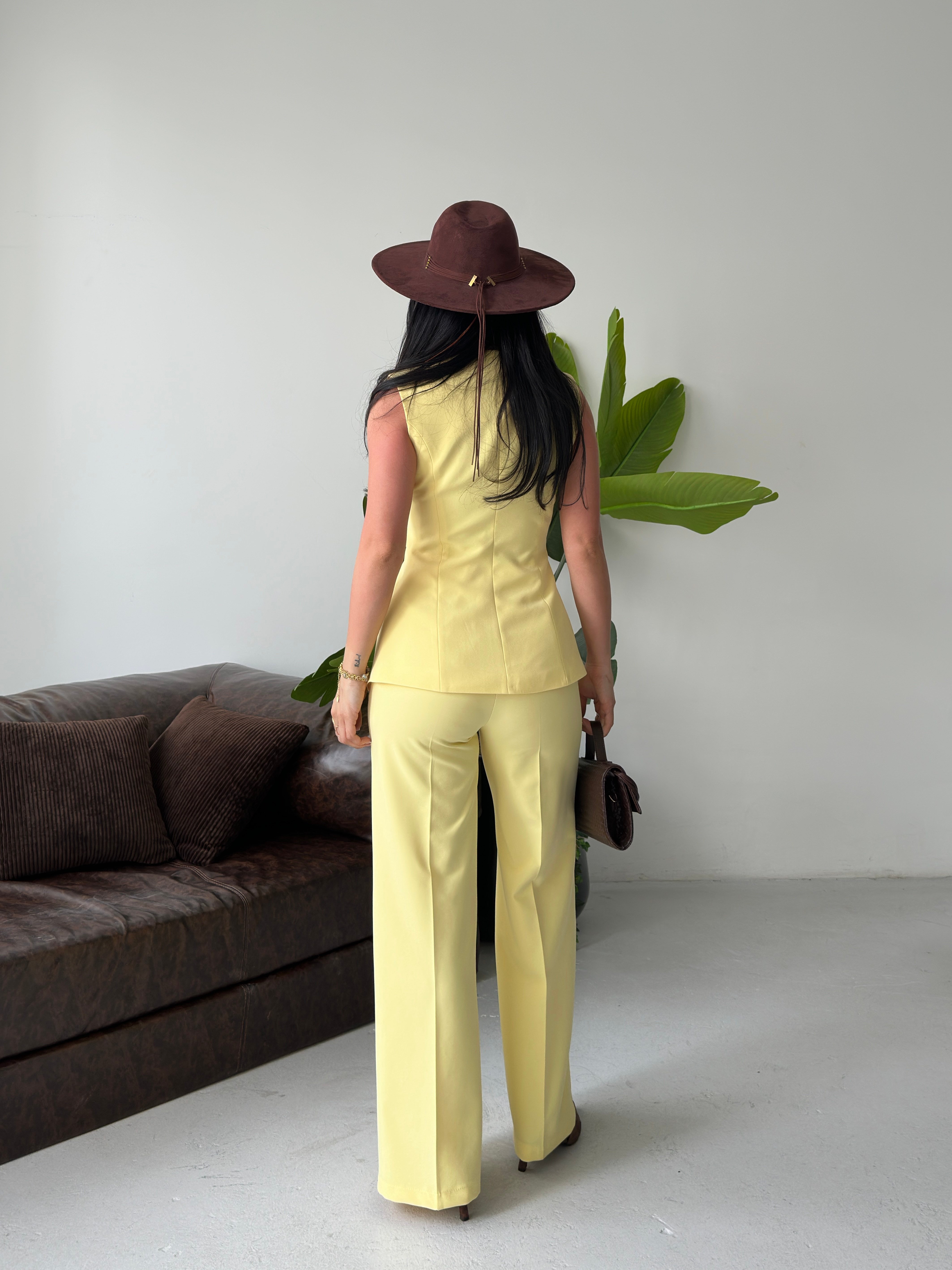 3177 SARI TAKIM
