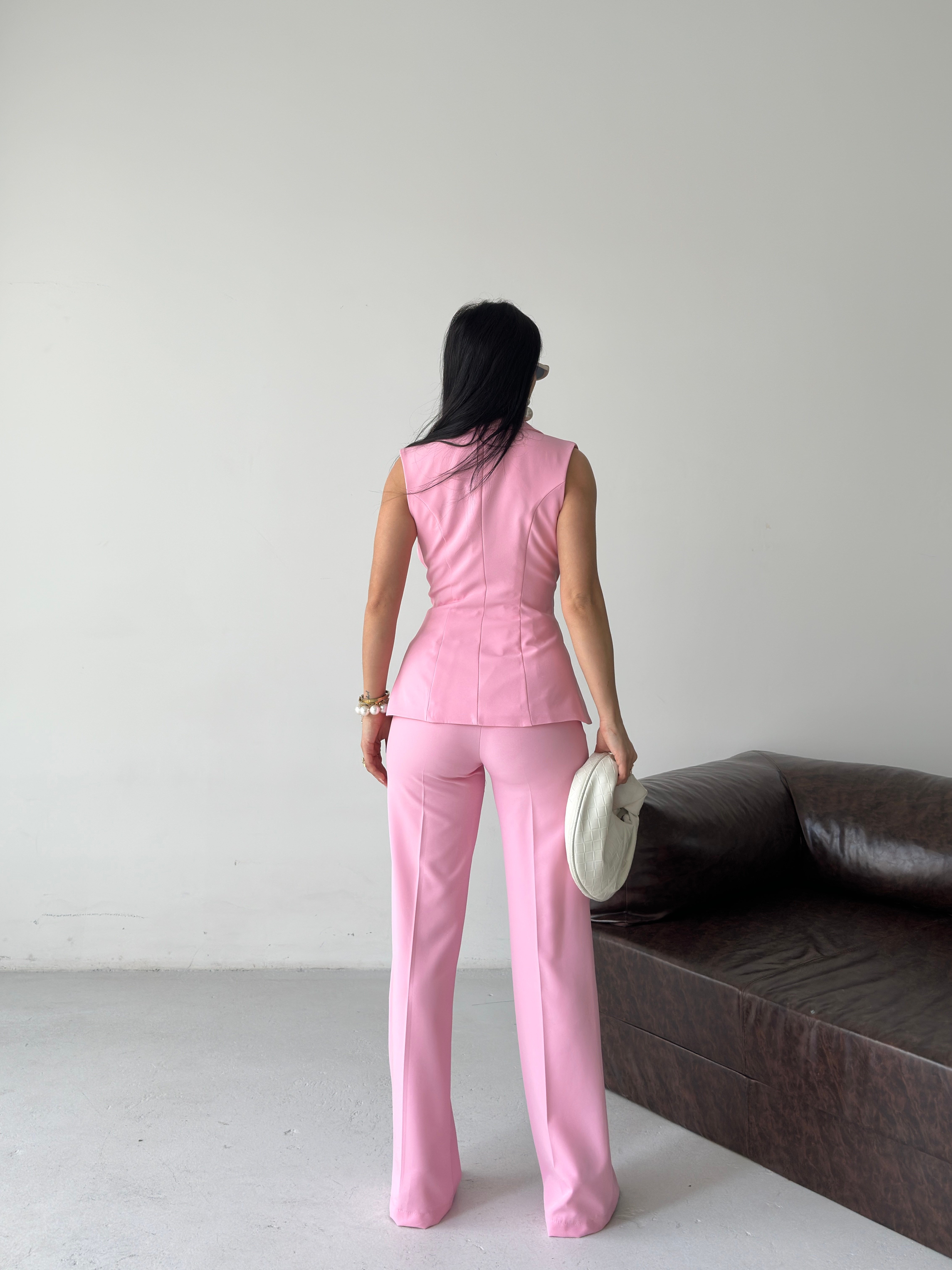 3182 PEMBE TAKIM