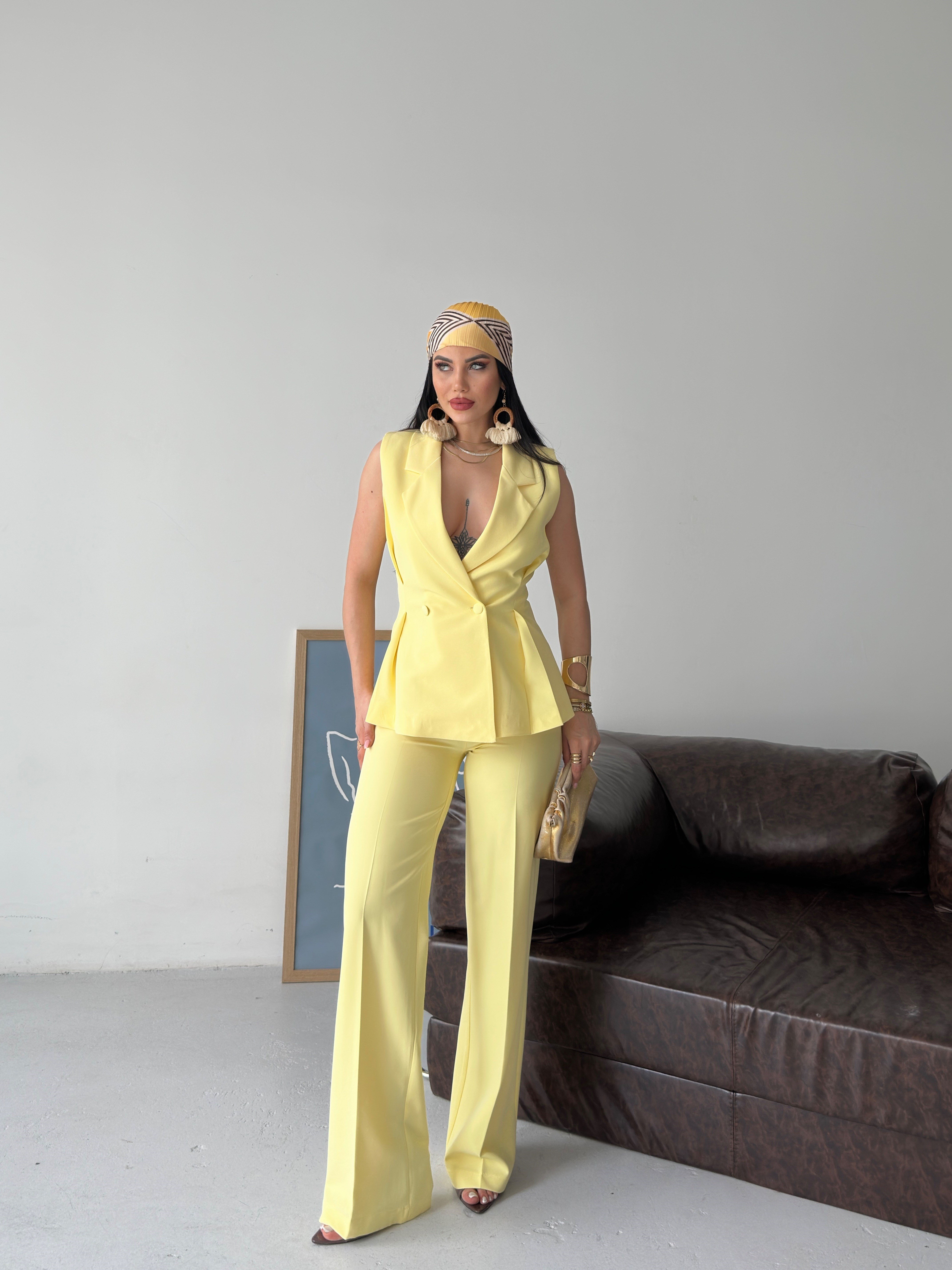 3182 SARI TAKIM
