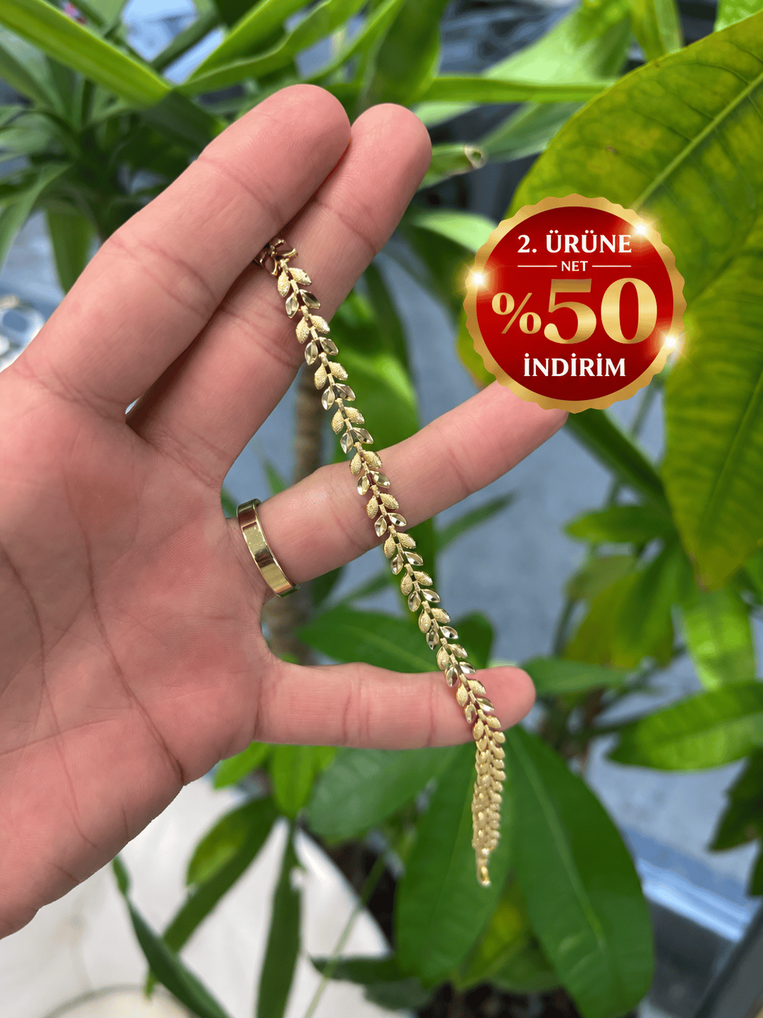 Halow Model Taşlı Gold Altın Kaplama Bileklik