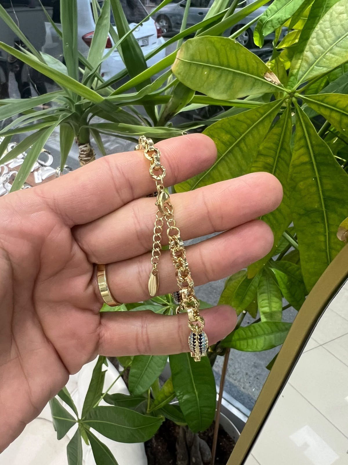 Işıl Taşlı Model Gold Altın Kaplama Bileklik