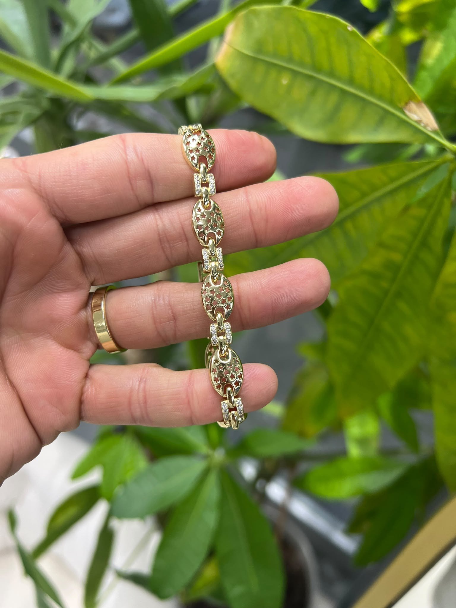 Taşlı Boncuk Model Gold Altın Kaplama Bileklik