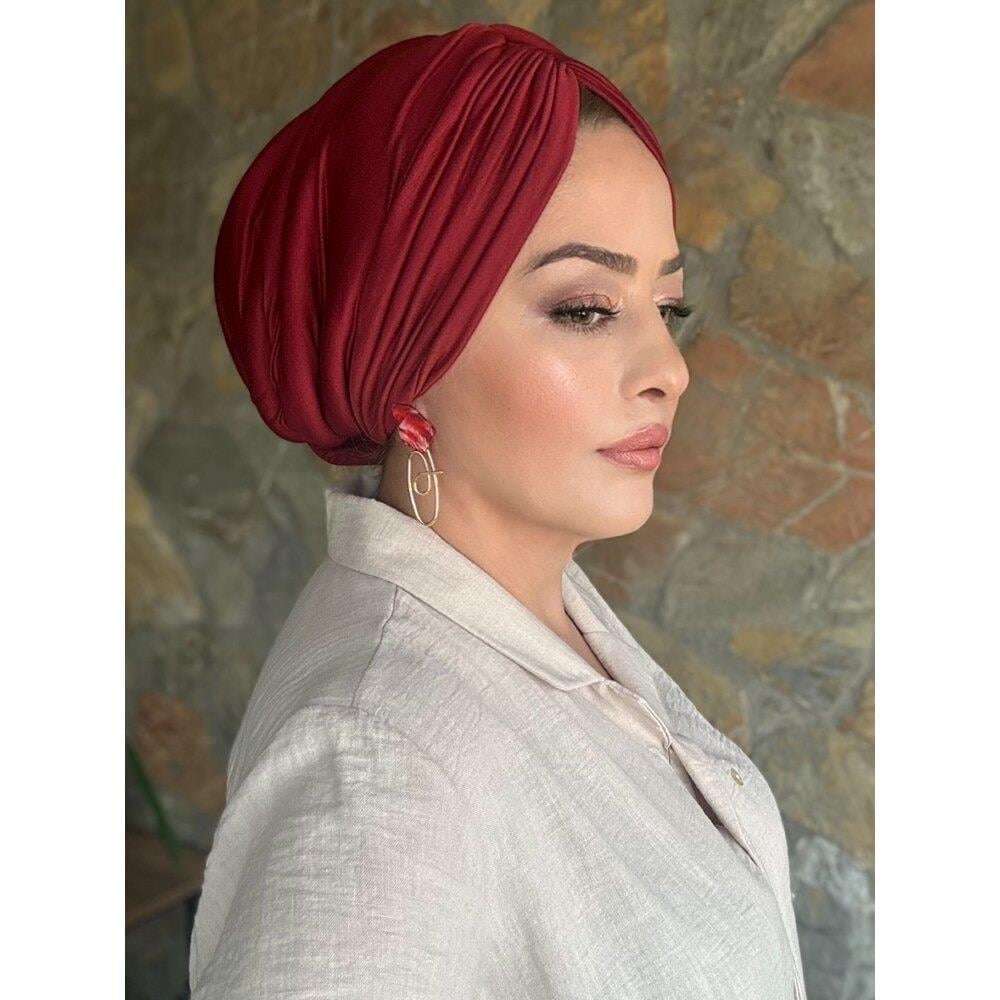 Acık bordo drape dolgulu bone