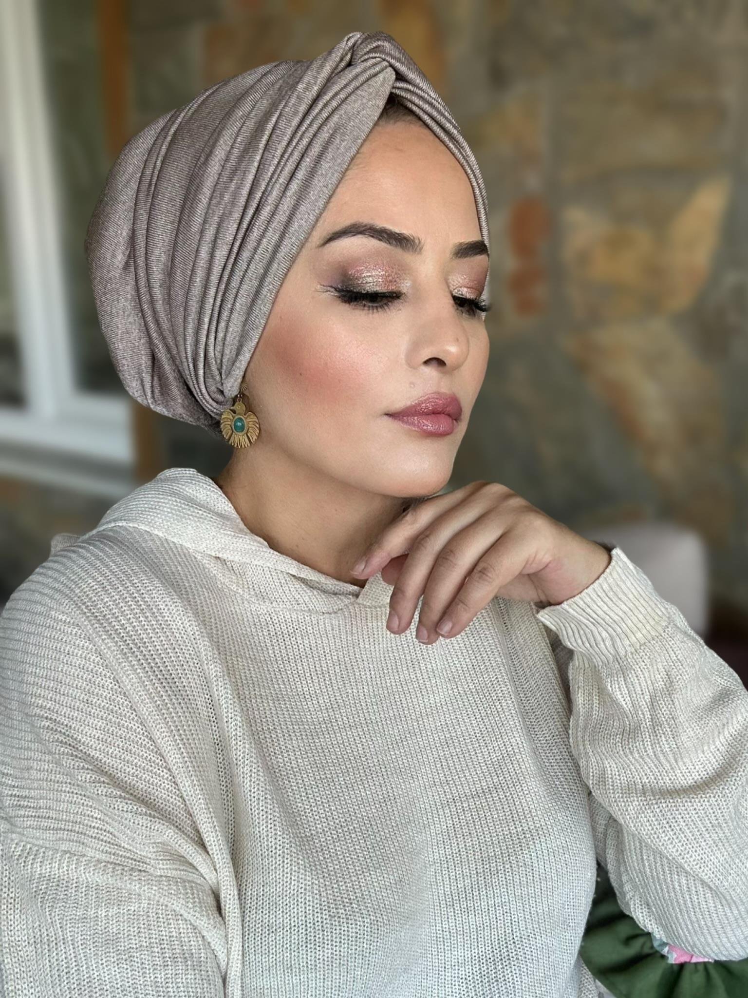 BEJ KIRÇILLI DÜĞÜM DOLGULU BONE