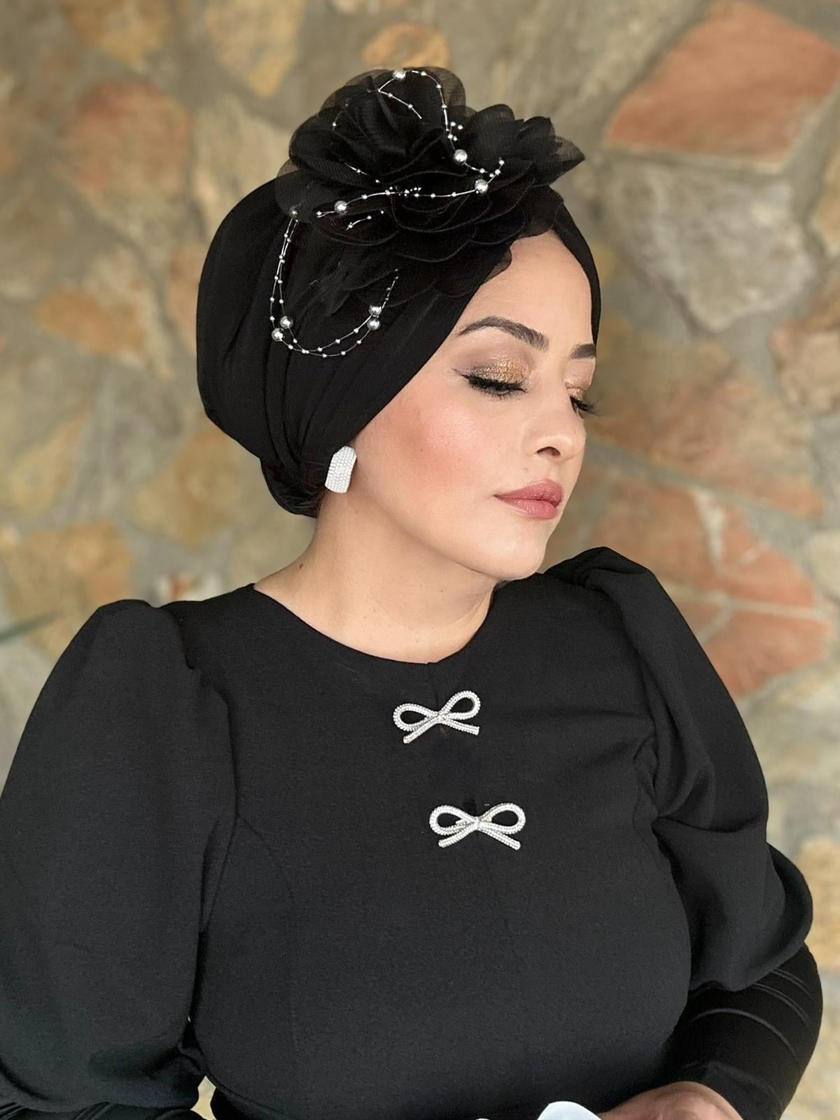 ÇIKARILABİLİR ÇİÇEKLİ SİYAH DRAPE DOLGULU BONE 