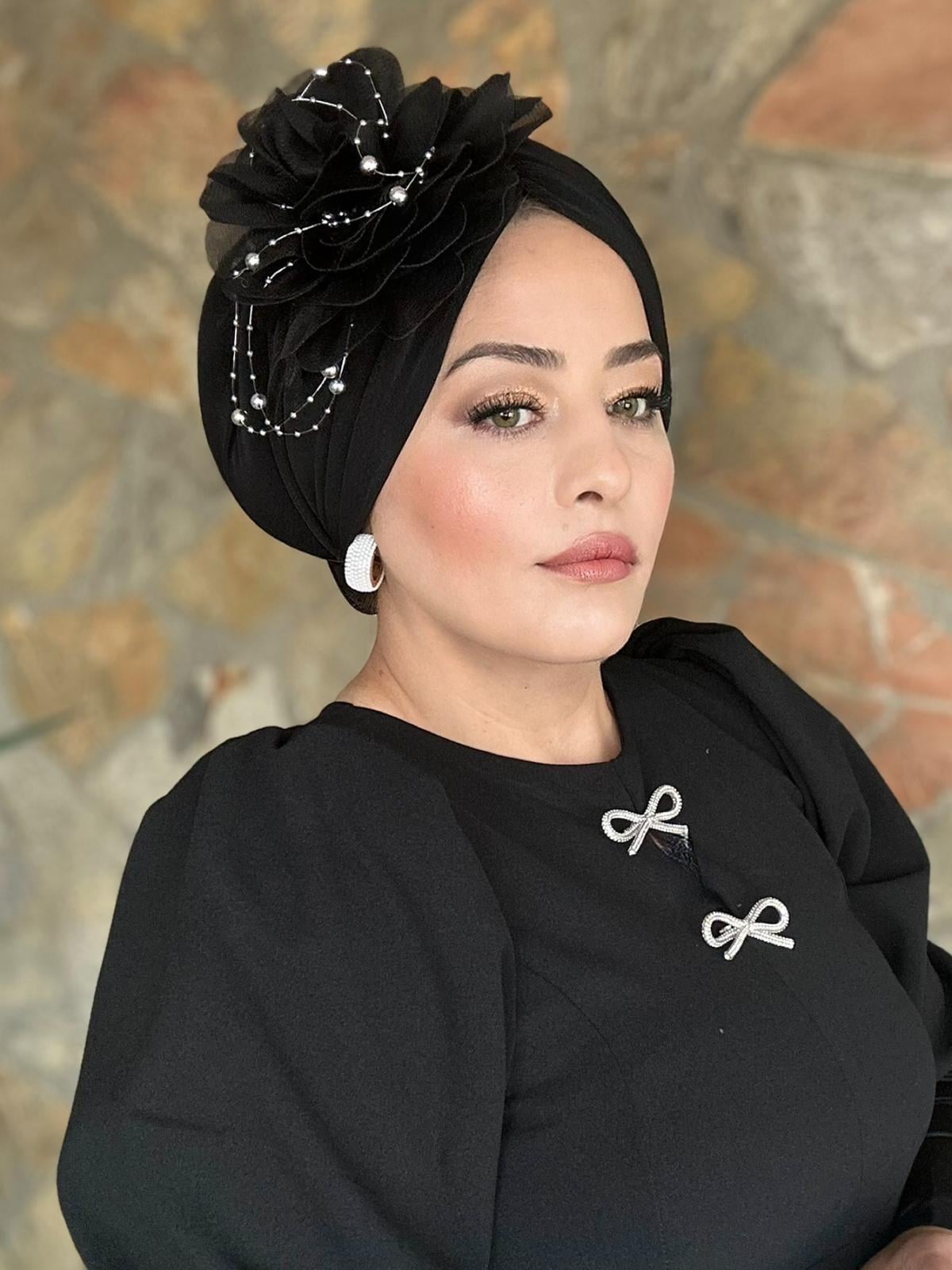 ÇIKARILABİLİR ÇİÇEKLİ SİYAH DRAPE DOLGULU BONE 