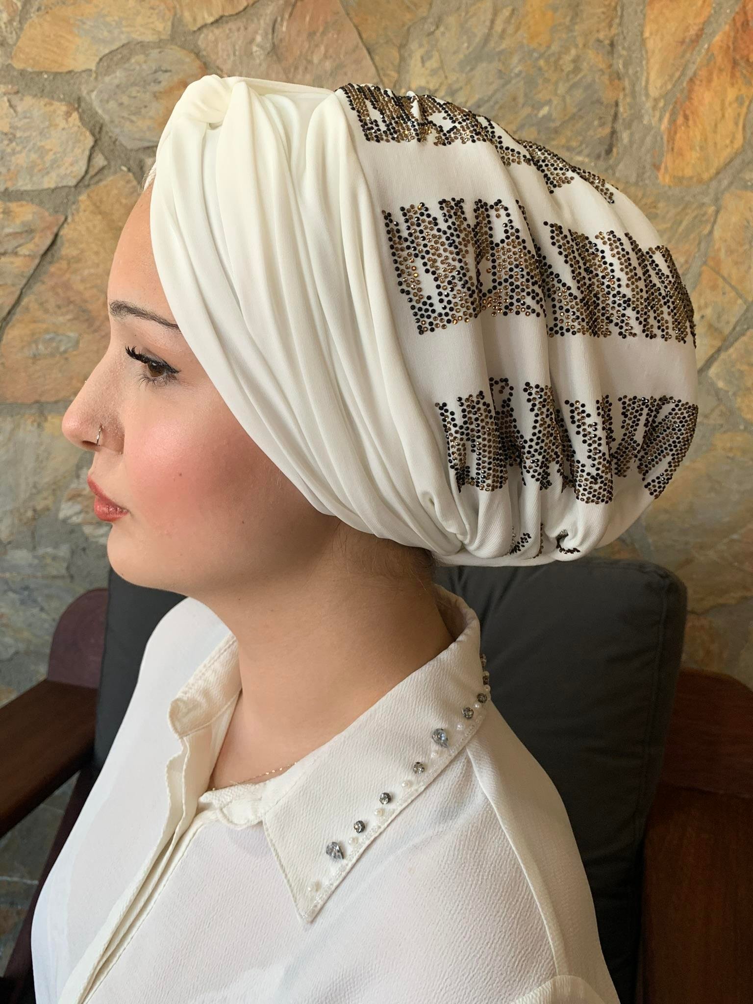 EKRU ŞERİT TAŞLI DOLGULU BONE