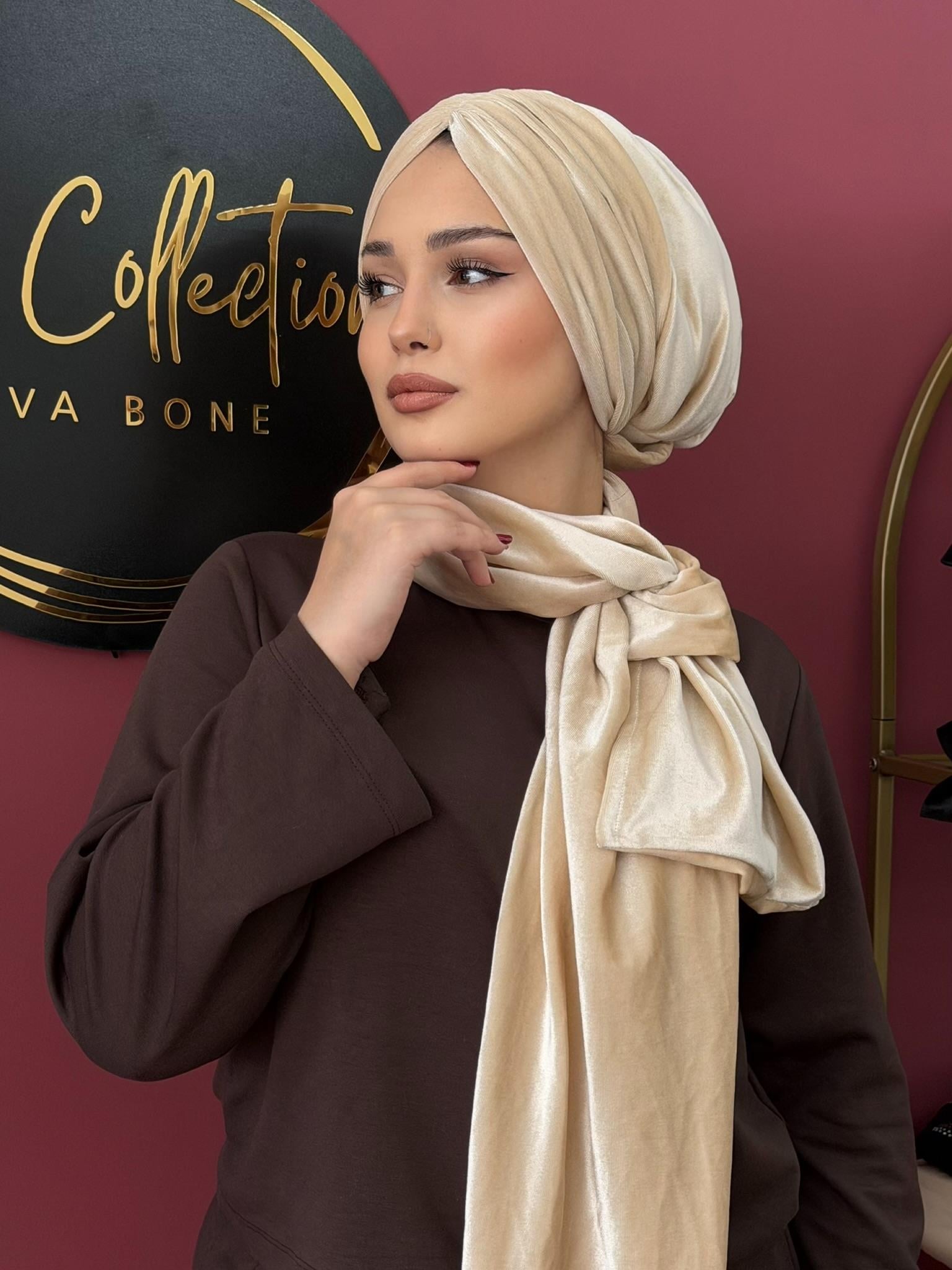 KADİFE KREM DRAPE DOLGULU BONE ŞALLI TAKIM