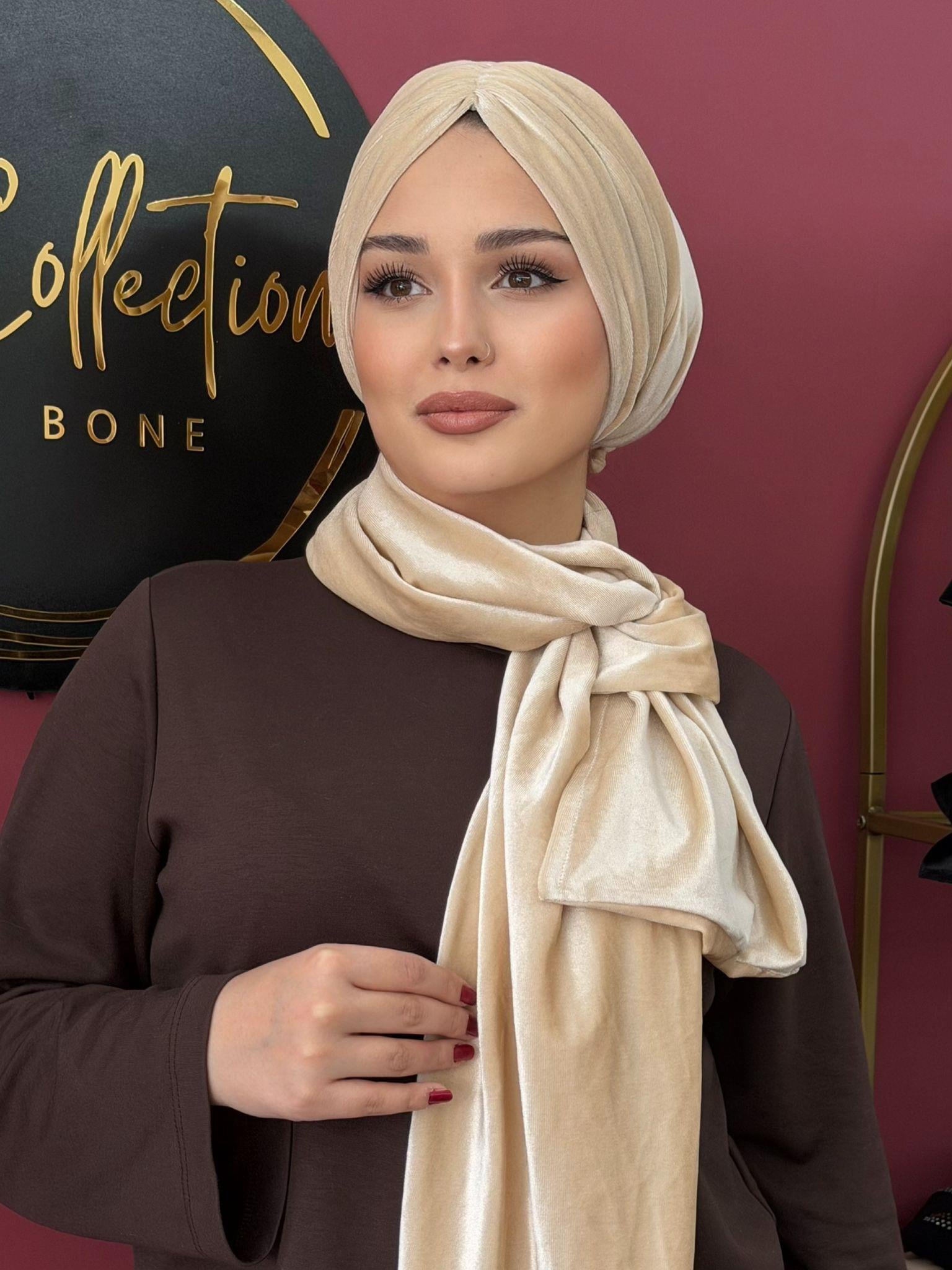 KADİFE KREM DRAPE DOLGULU BONE ŞALLI TAKIM