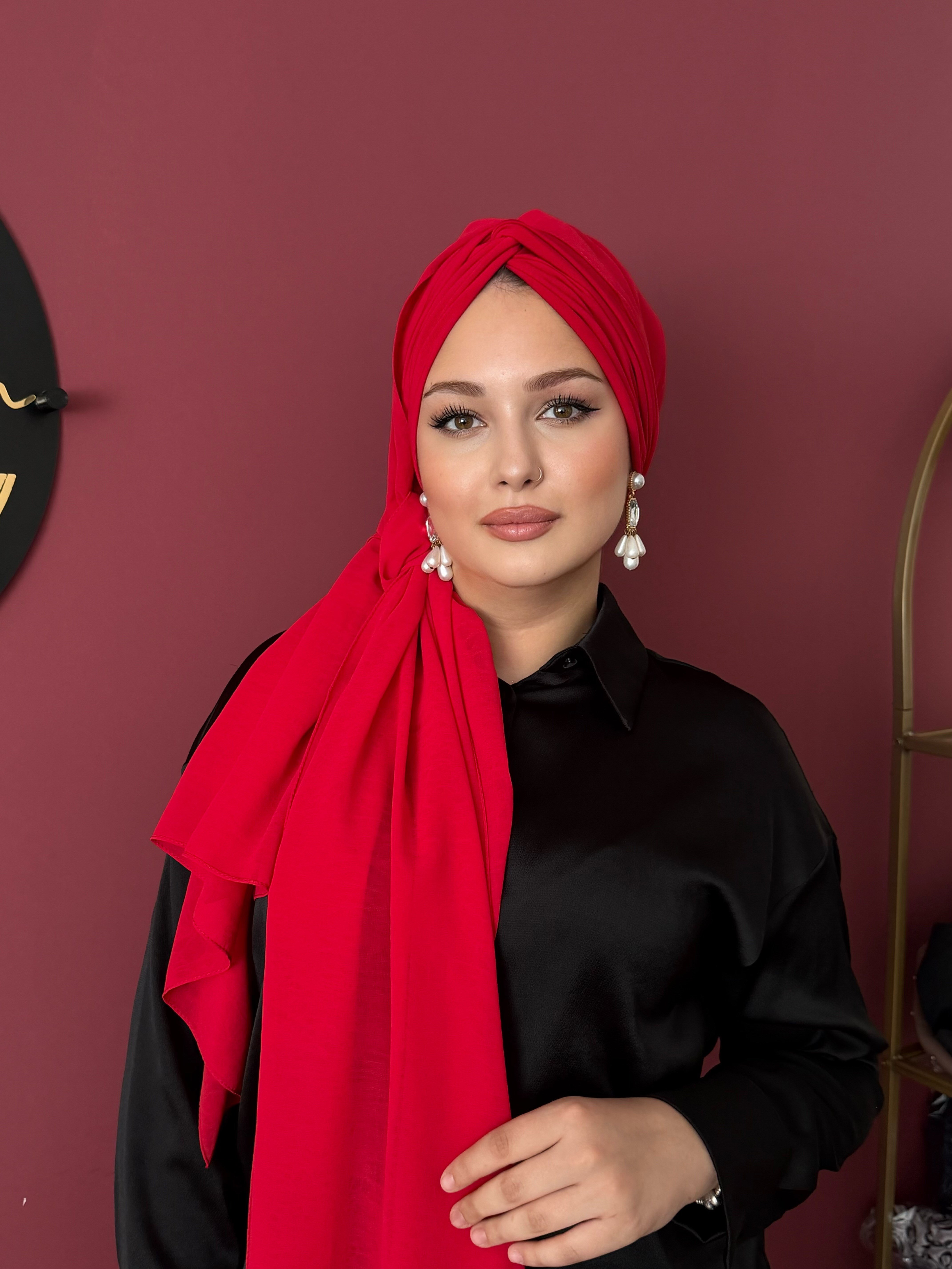 KIRMIZI DÜĞÜM DOLGULU BONEŞAL