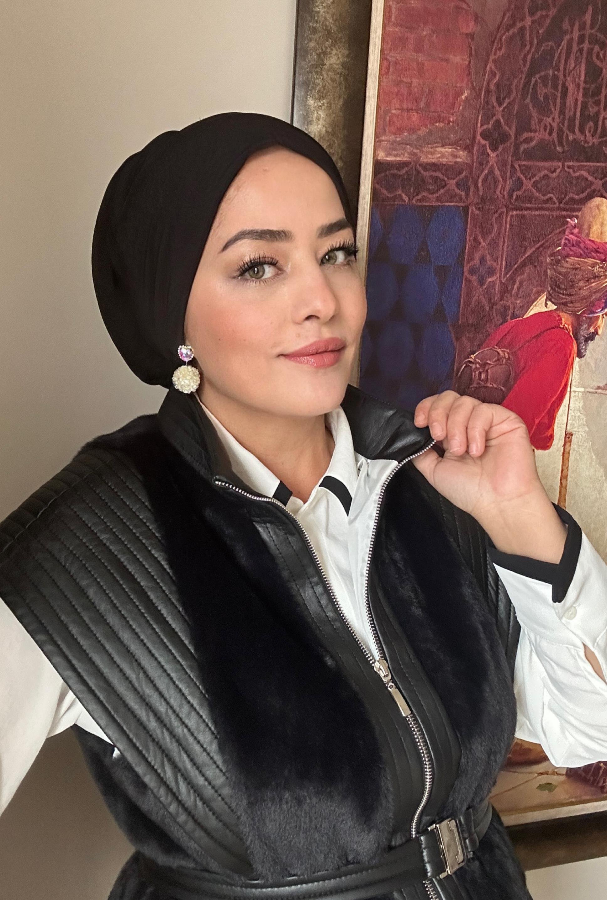 SİYAH RAYE MODEL DOLGULU BONE