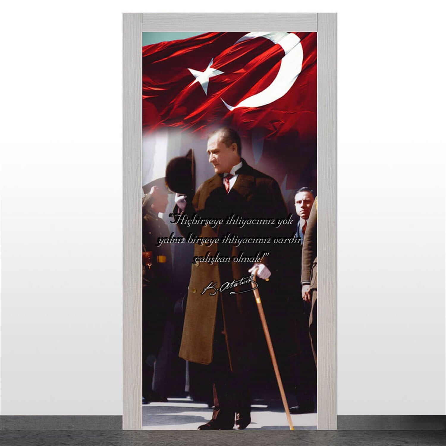 Atatürk ve Bayrak Kapı Giydirme