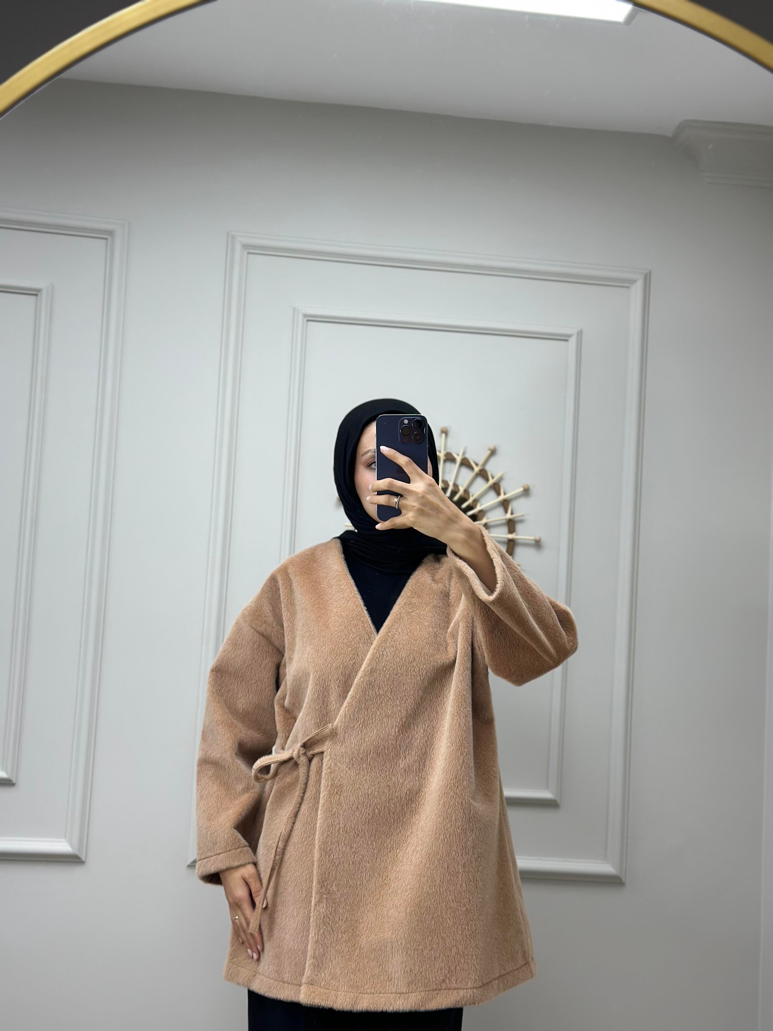 Bej Bağlamalı Peluş Kimono