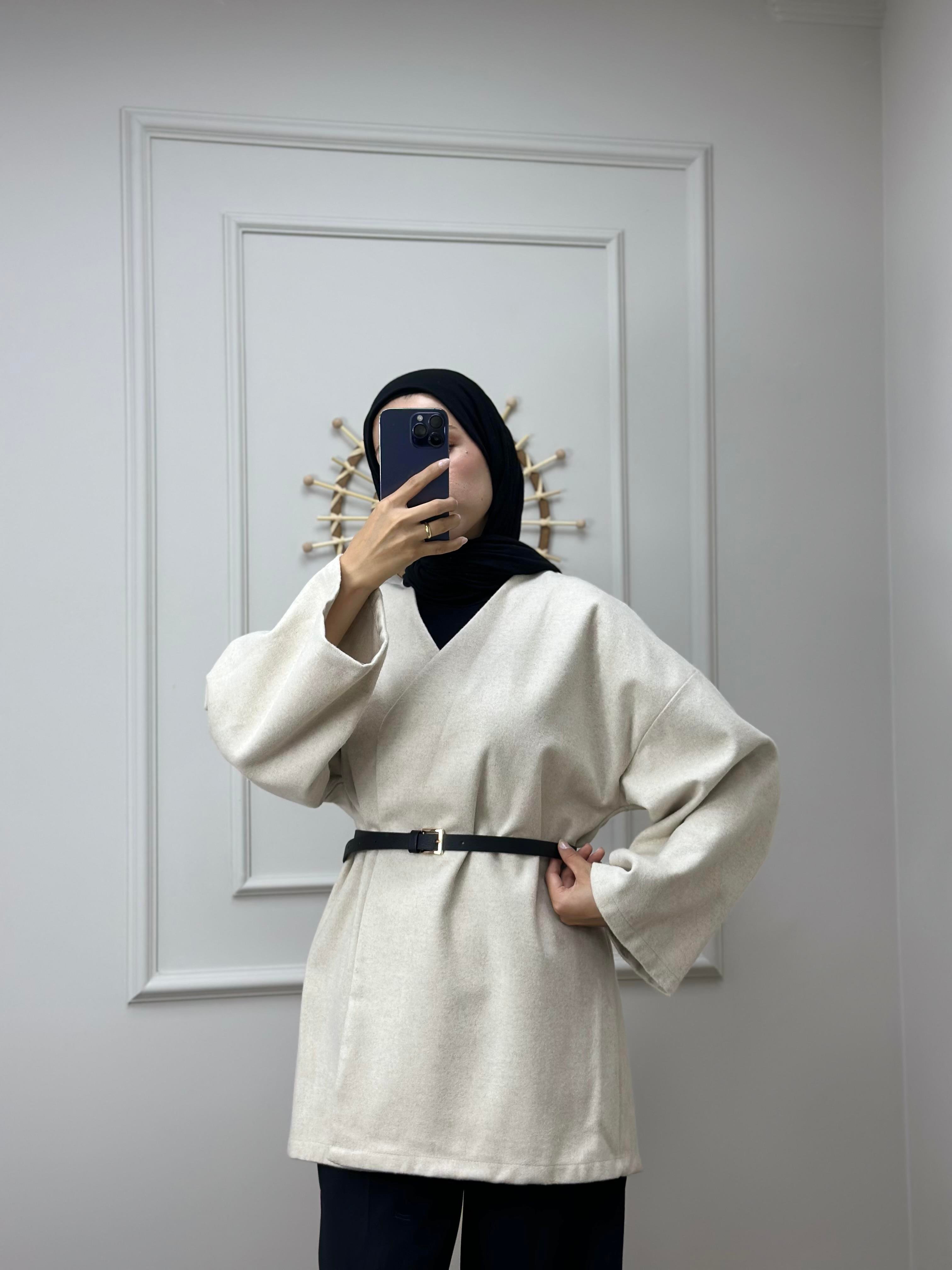 Bel Kemerli Kaşe Kimono