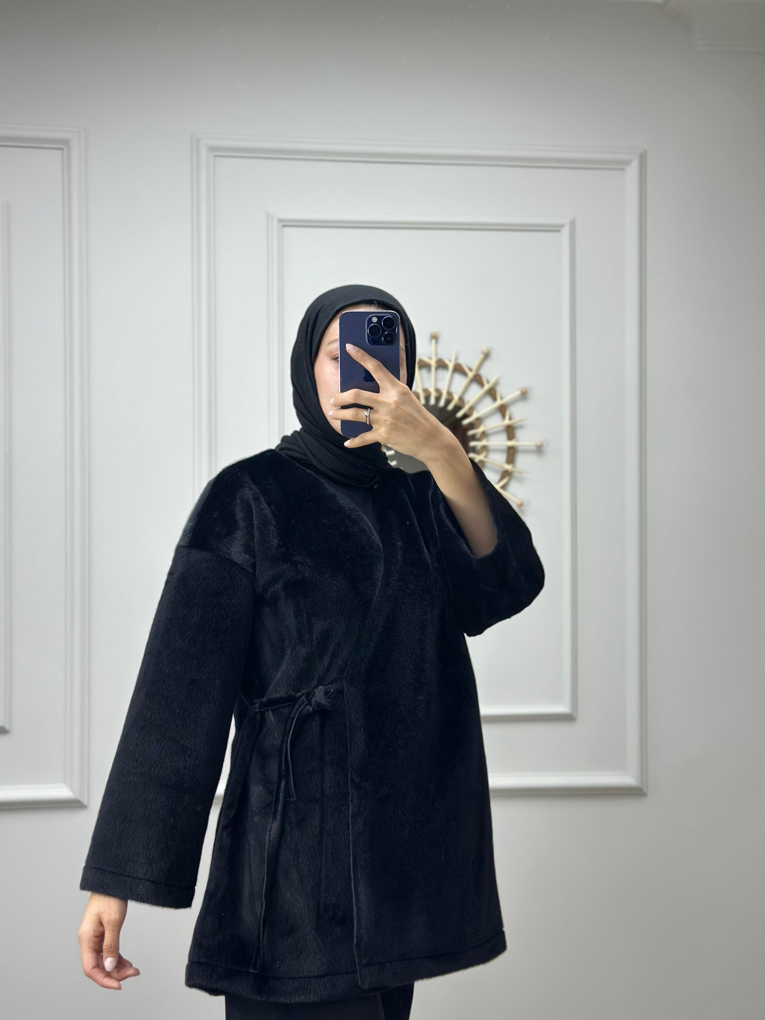 Siyah Bağlamalı Peluş Kimono