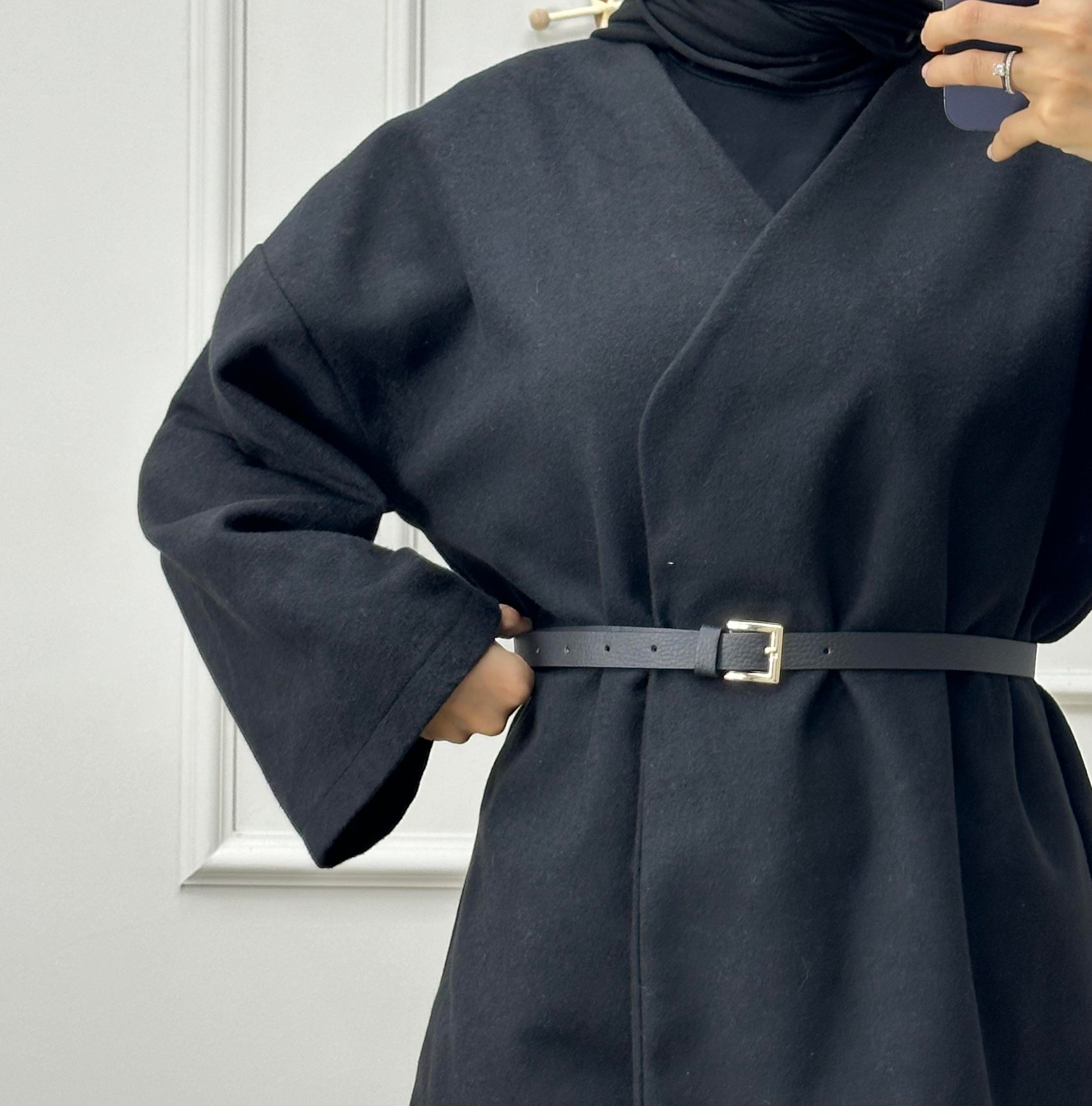 Siyah Bel Kemerli Kaşe Kimono