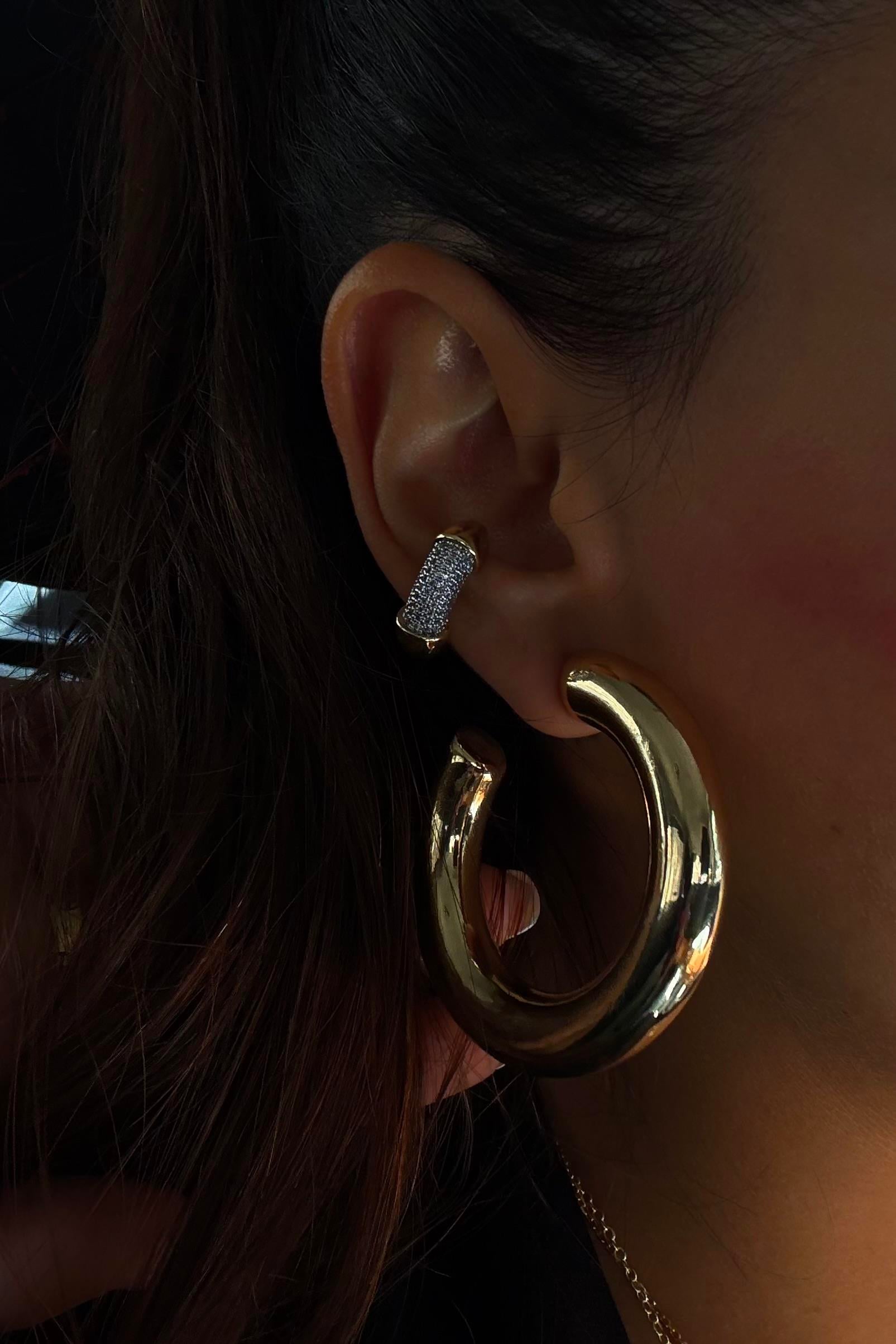 BOMBELİ KALIN EARCUFF