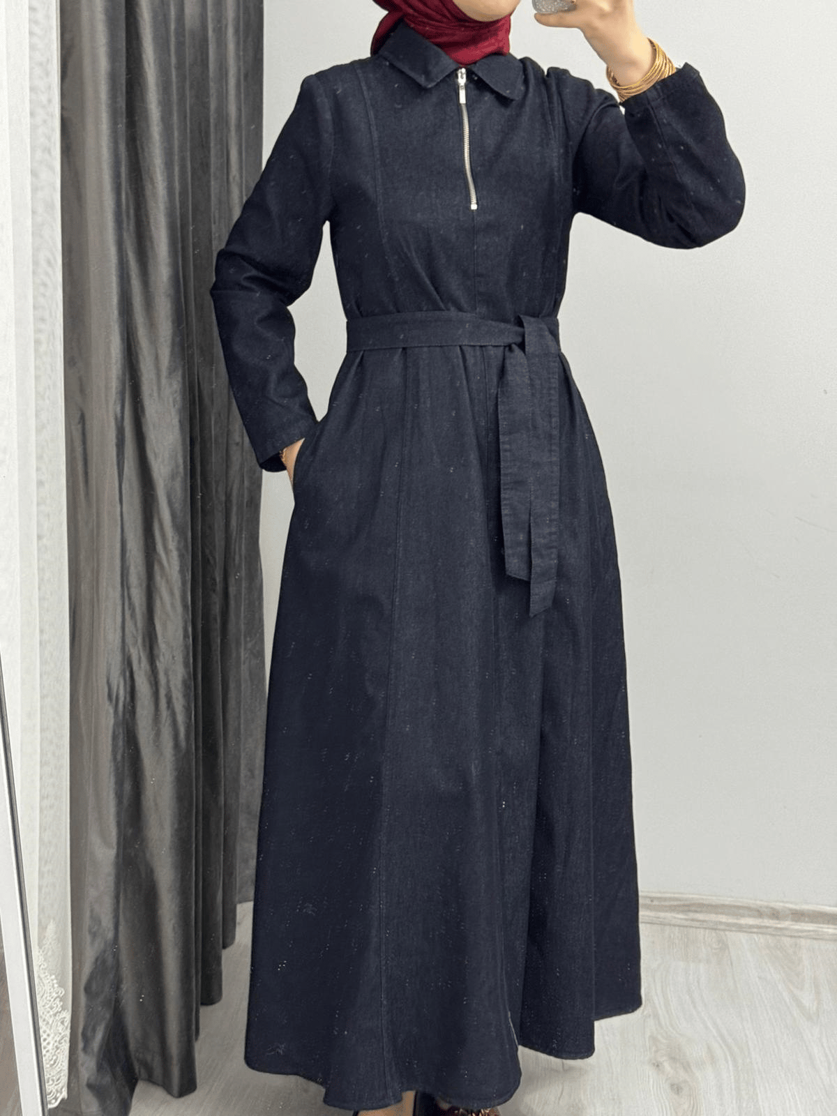 Yarım Fermuarlı Kuşaklı Denim Elbise