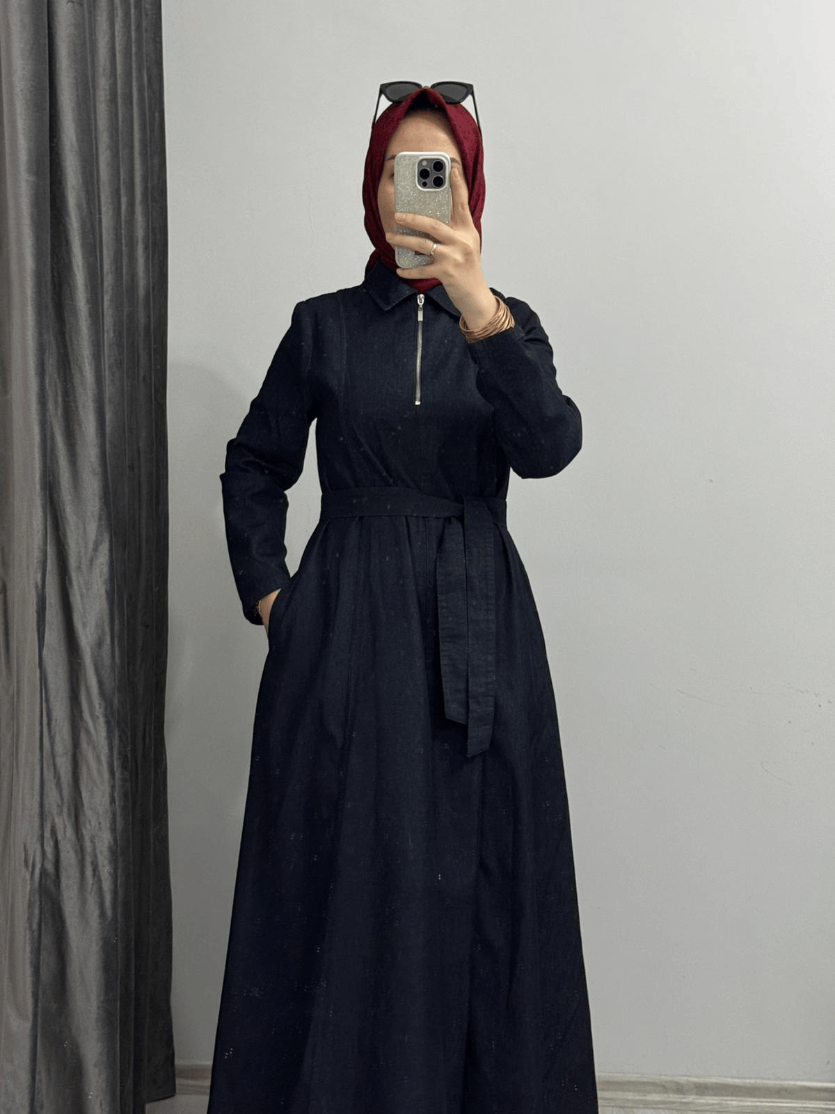 Yarım Fermuarlı Kuşaklı Denim Elbise